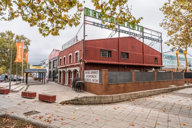 Commercial for sale in Collado Villalba - € 575,000 (Ref: 9380722)