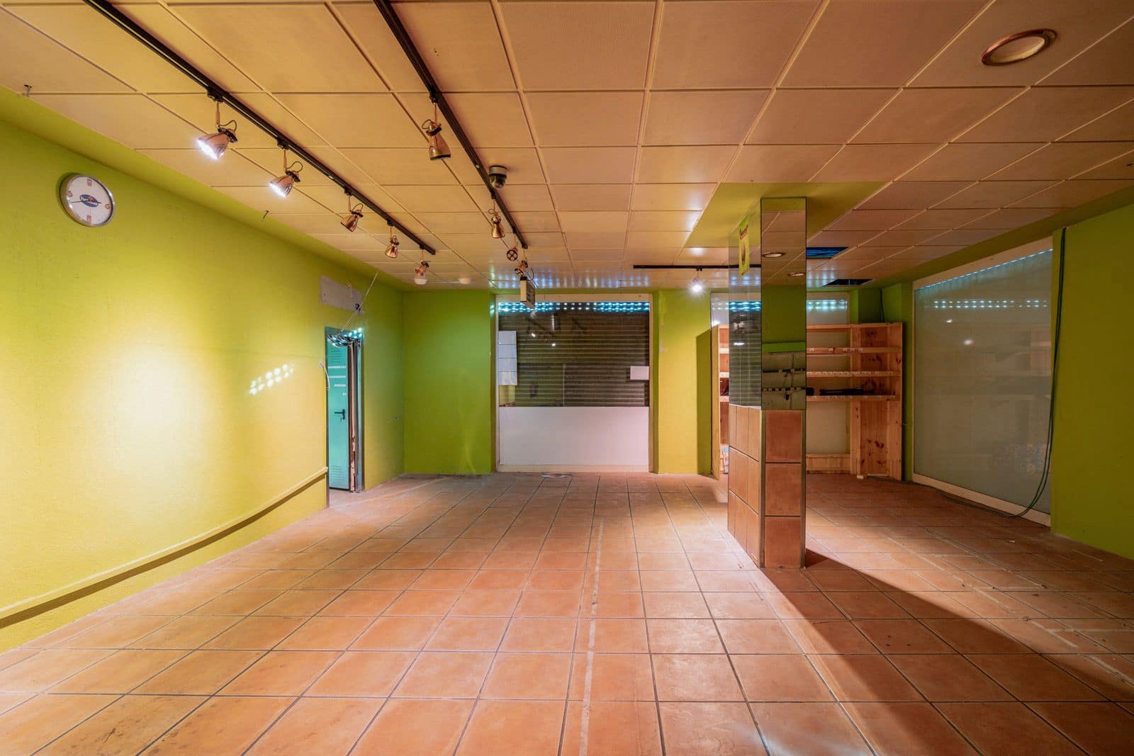 Local Commercial à vendre à Madrid ville - 420 000 € (Ref: 9388528)