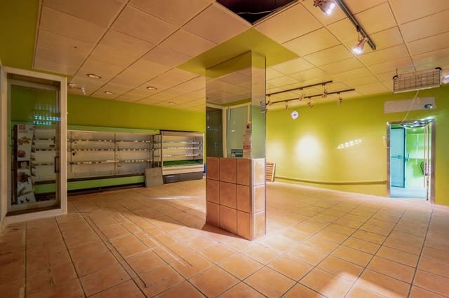 Commercial for sale in Canillas, Madrid city - € 420,000 (Ref: 9388528)