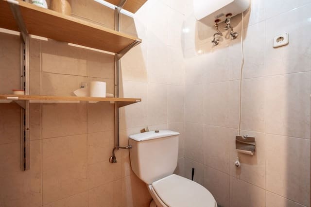 Commercial for sale in Canillas, Madrid city - € 420,000 (Ref: 9388528)