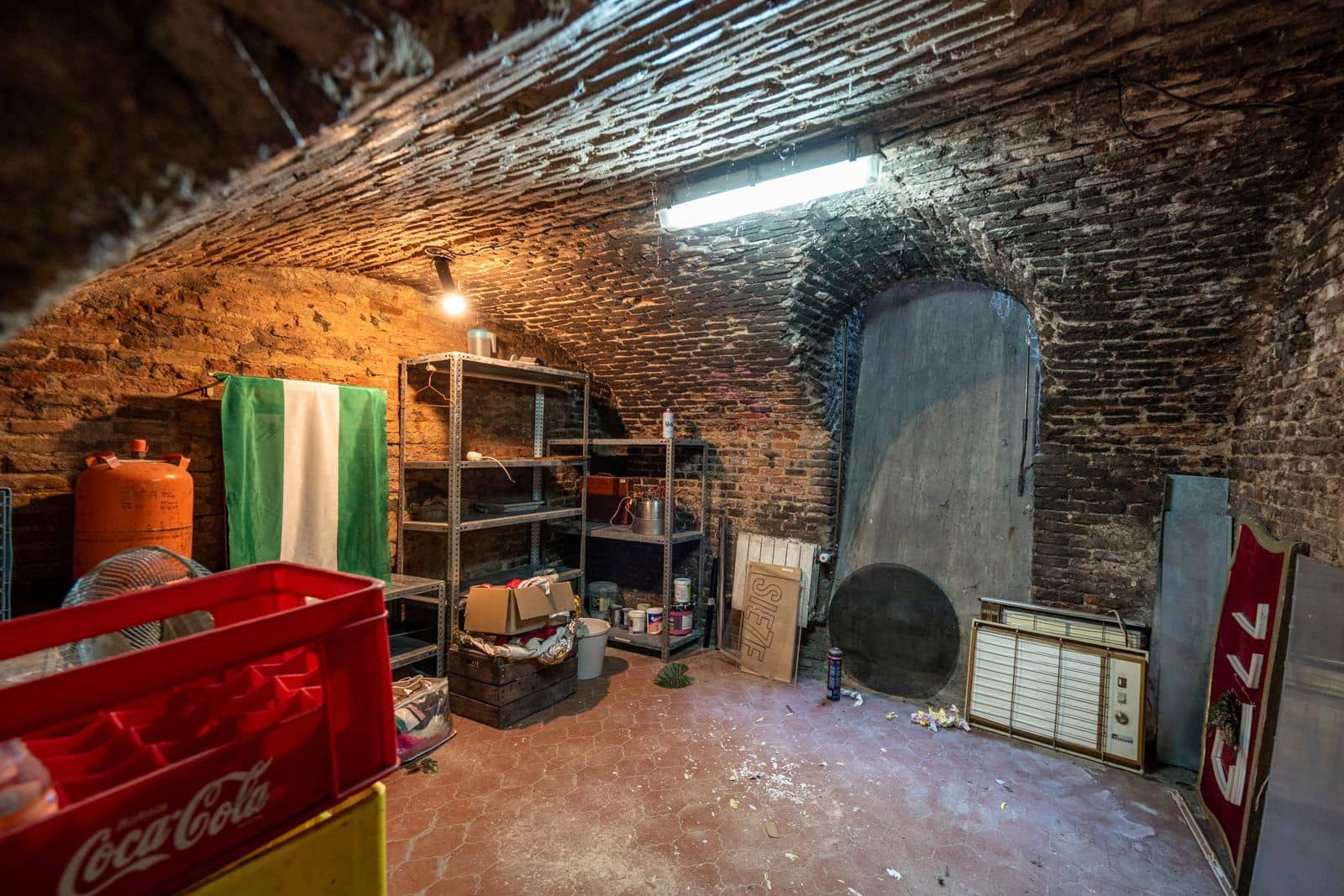 Commercieel te huur in Madrid stad - € 1.600 (Ref: 9388529)