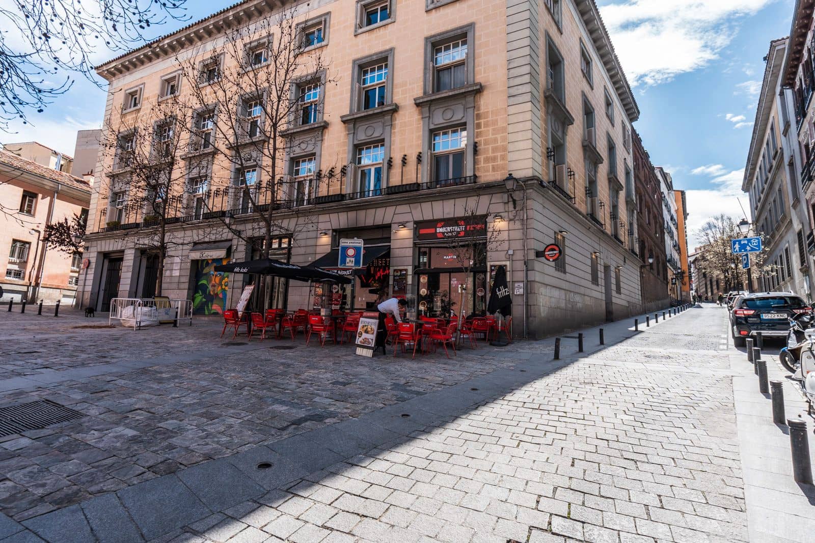 Commercieel te huur in Madrid stad - € 1.600 (Ref: 9388529)