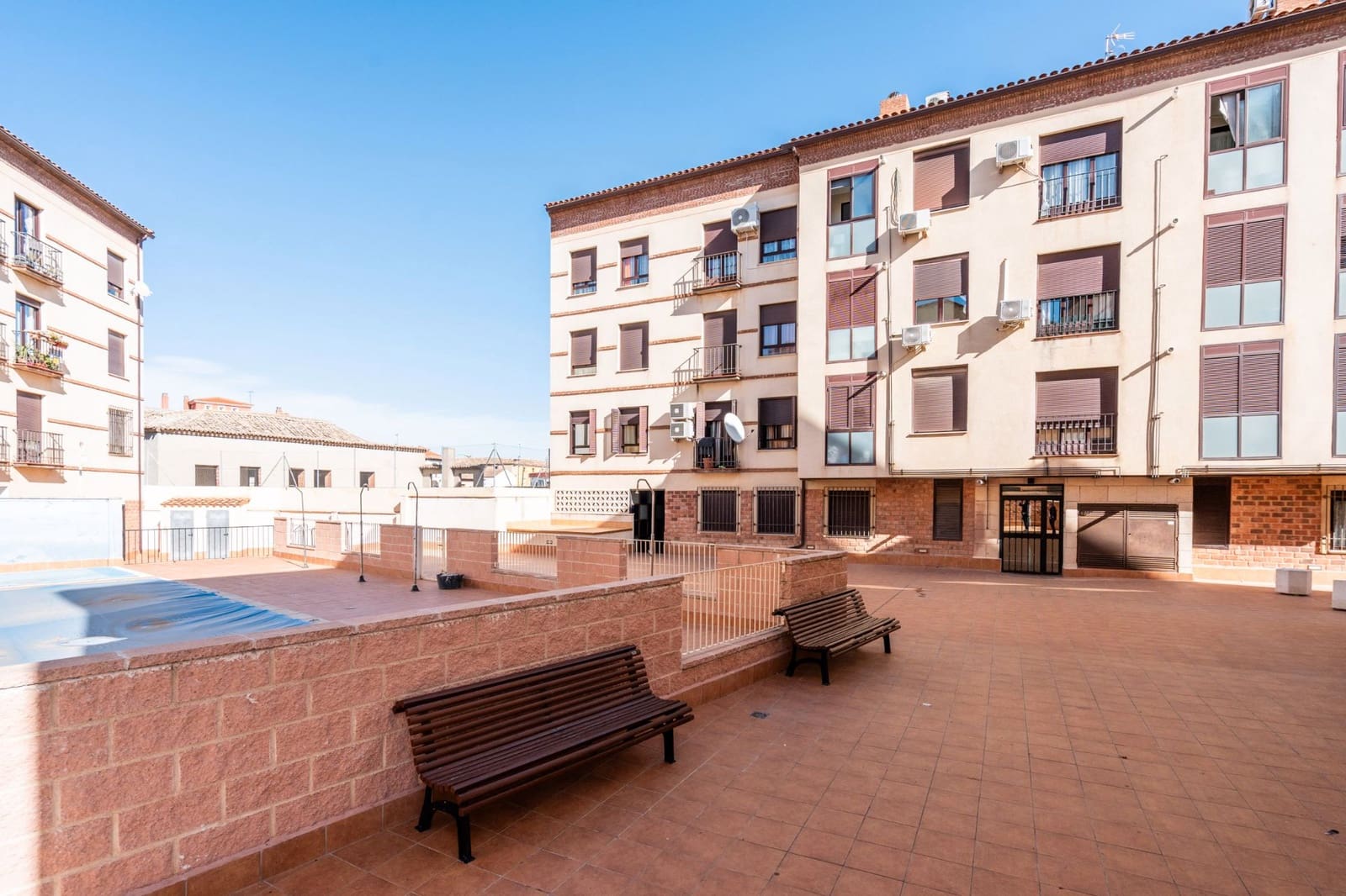 Piso de 2 habitaciones en Ocaña en venta - 130.000 € (Ref: 9399841)