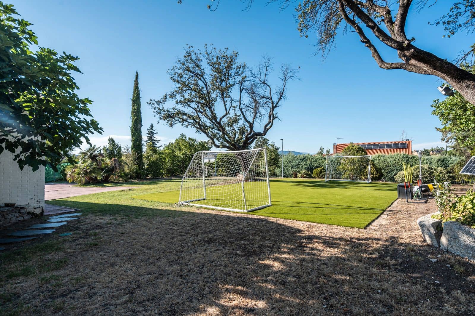 5 soveværelse Villa til salg i Las Rozas de Madrid med garage - € 1.570.000 (Ref: 9421733)