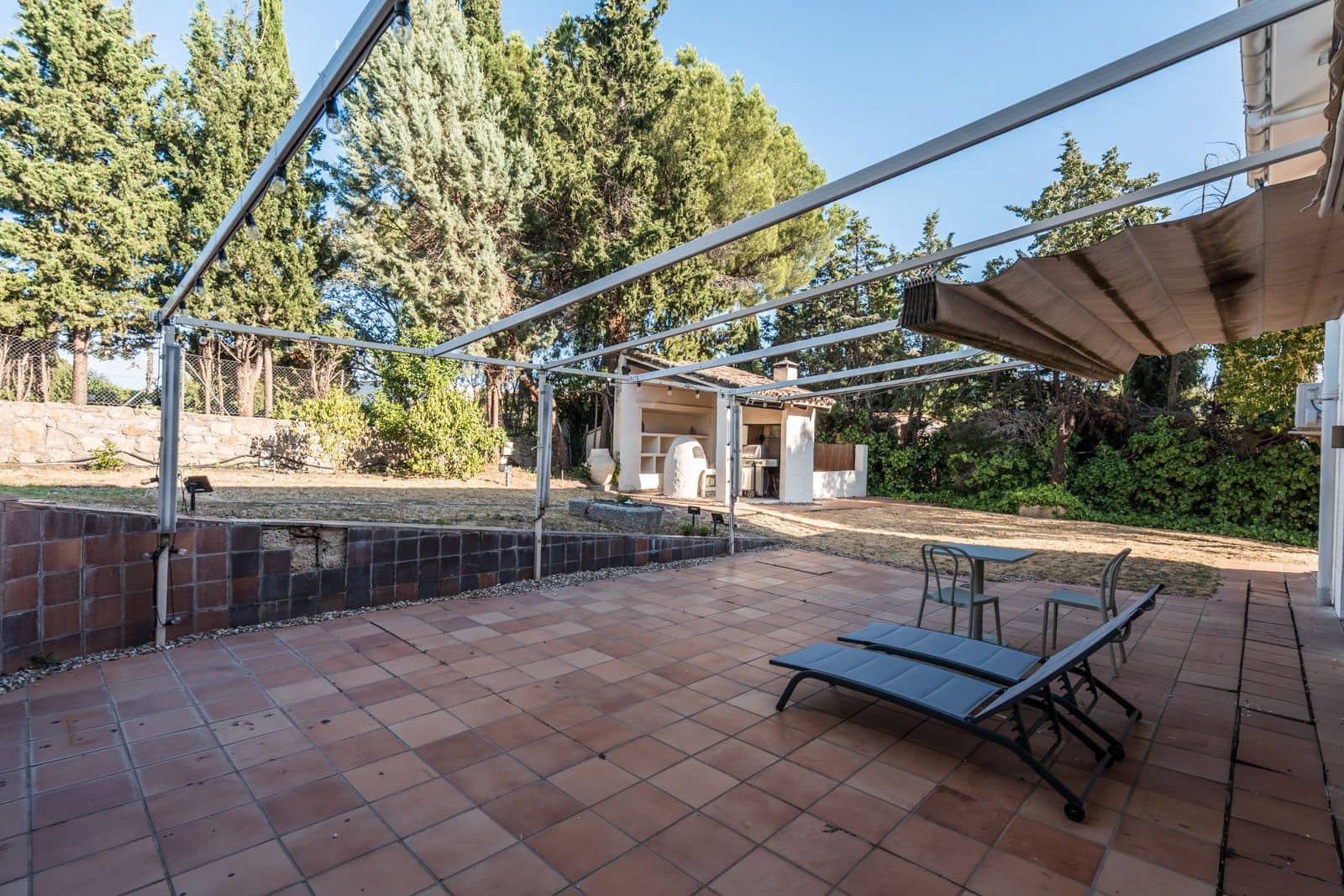 5 soveværelse Villa til salg i Las Rozas de Madrid med garage - € 1.570.000 (Ref: 9421733)