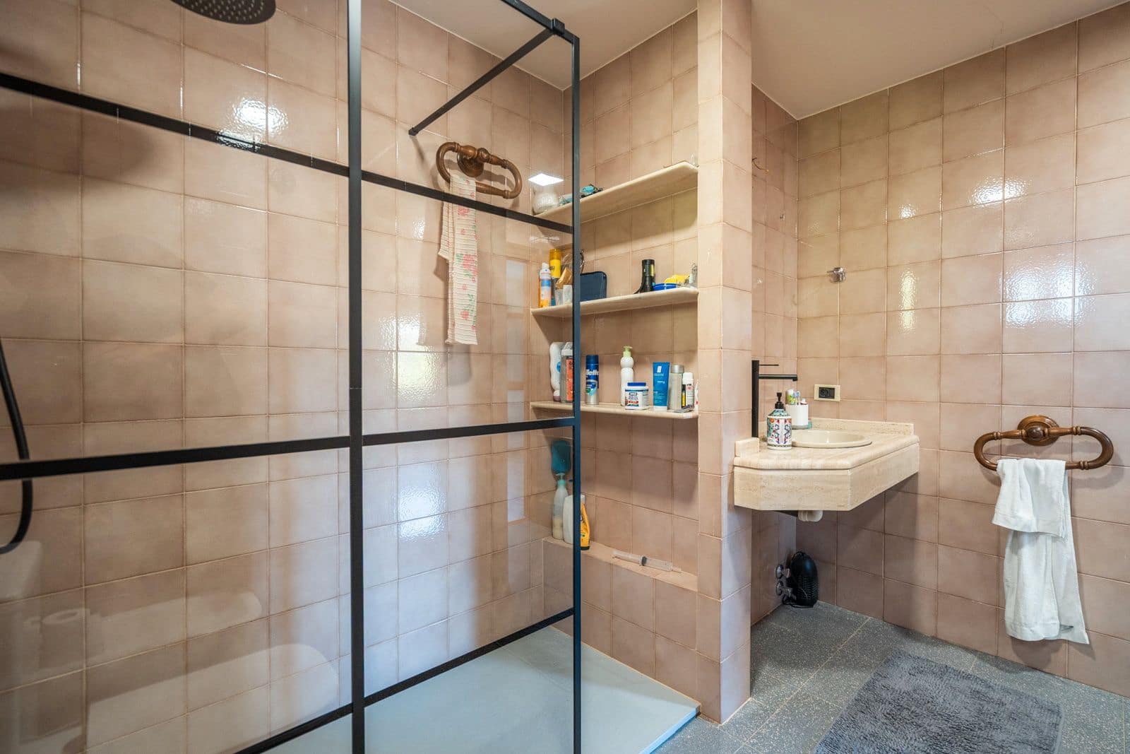 5 soveværelse Villa til salg i Las Rozas de Madrid med garage - € 1.570.000 (Ref: 9421733)