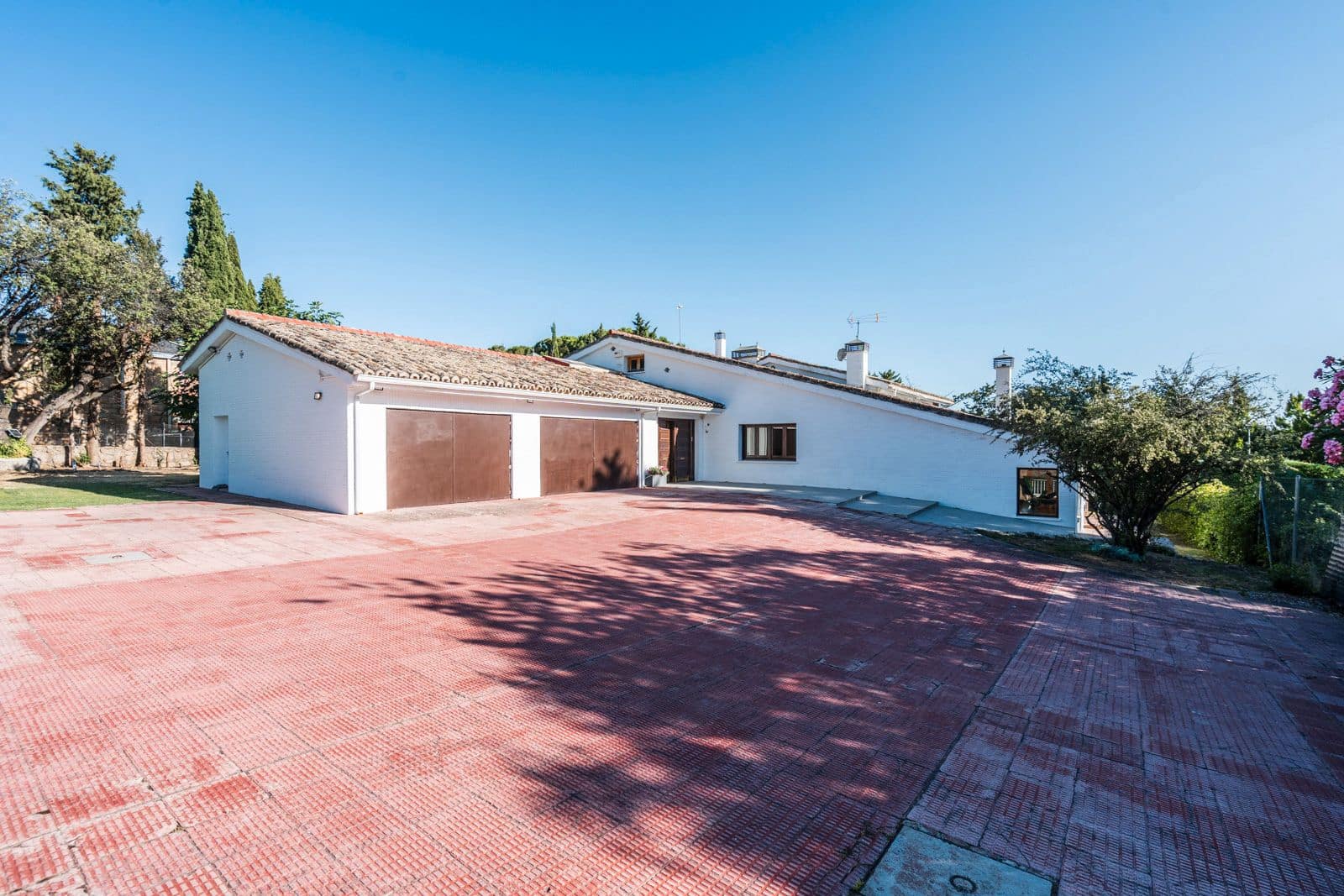 5 soveværelse Villa til salg i Las Rozas de Madrid med garage - € 1.570.000 (Ref: 9421733)