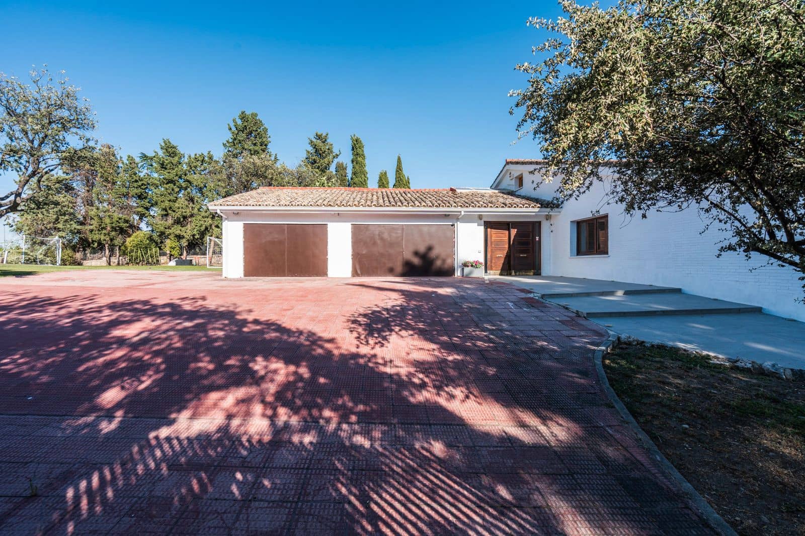 5 soveværelse Villa til salg i Las Rozas de Madrid med garage - € 1.570.000 (Ref: 9421733)