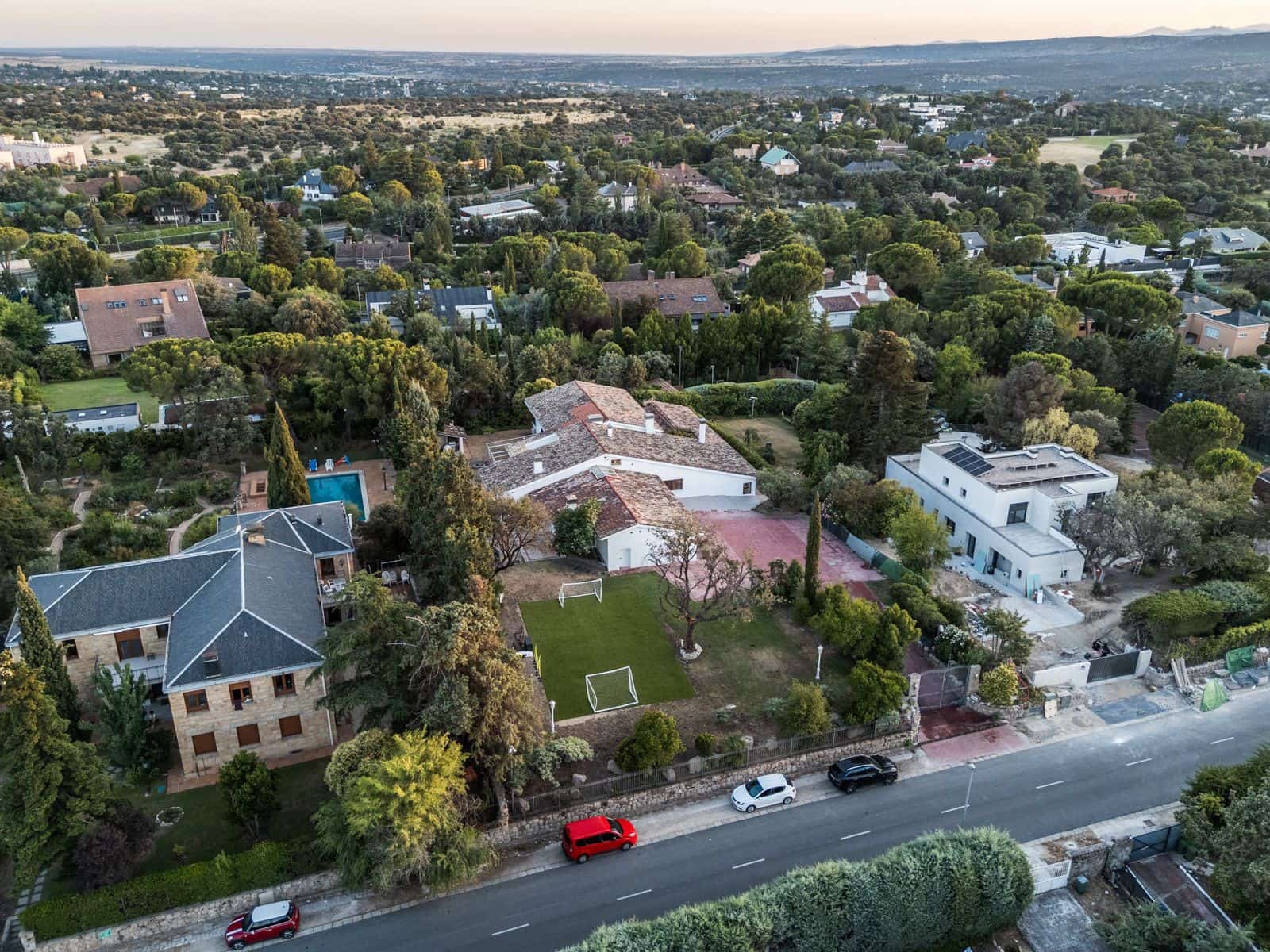 5 soveværelse Villa til salg i Las Rozas de Madrid med garage - € 1.570.000 (Ref: 9421733)