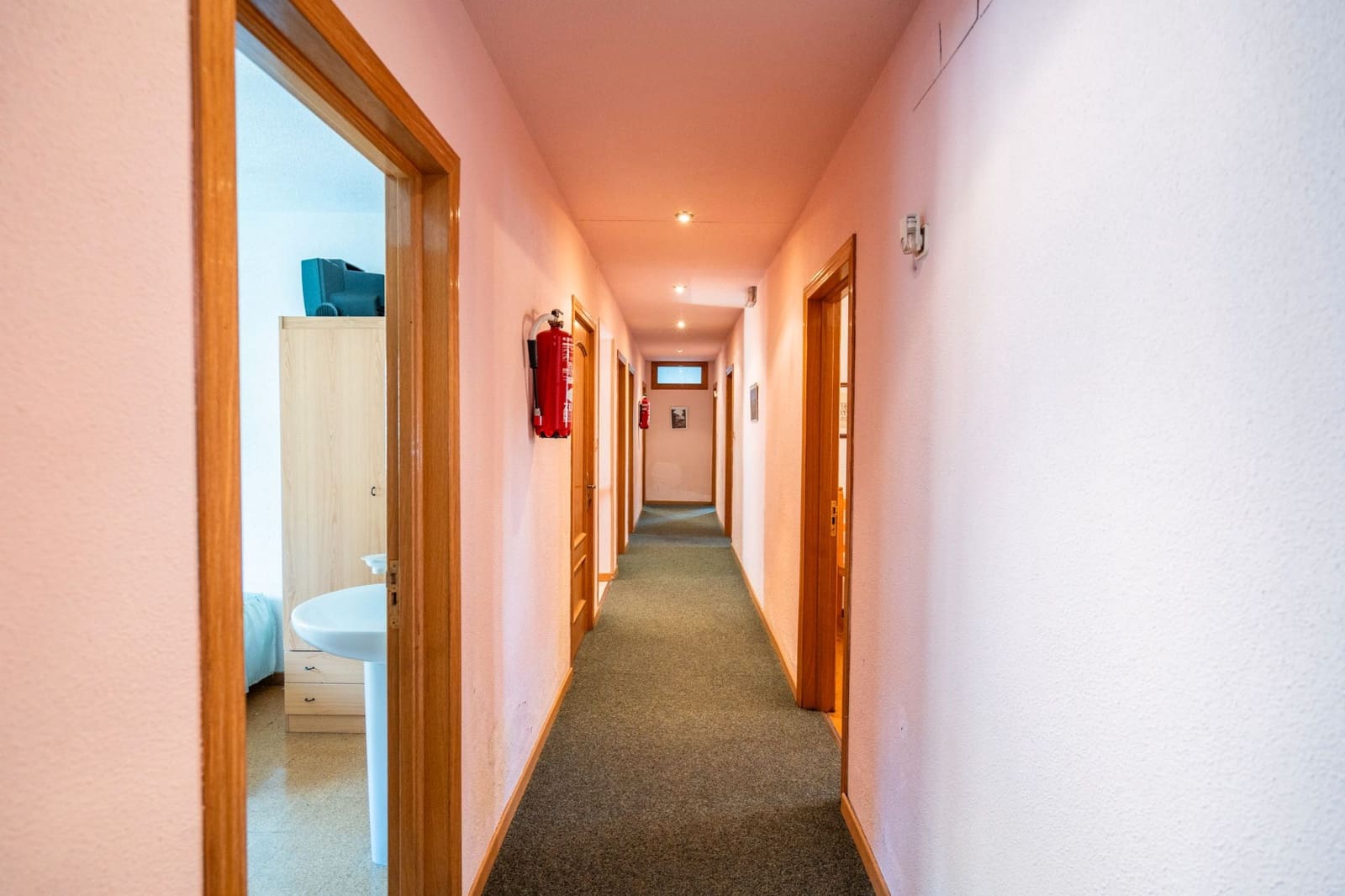 Hotel de 28 habitaciones en Guadarrama en venta - 1.350.000 € (Ref: 9421734)