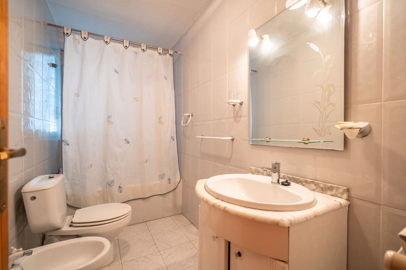 Hotel de 28 habitaciones en Guadarrama en venta - 1.350.000 € (Ref: 9421734)