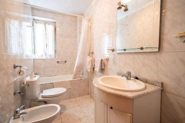 28 bedroom Hotel for sale in Guadarrama - € 1,350,000 (Ref: 9421734)