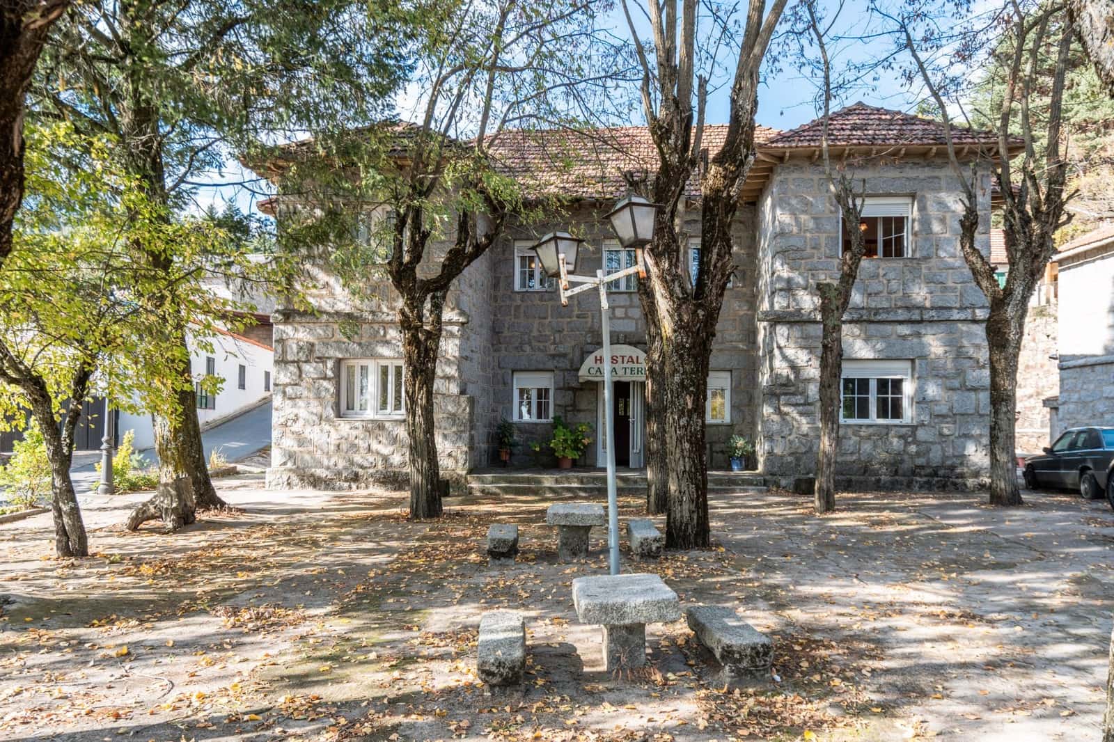 Hotel de 28 habitaciones en Guadarrama en venta - 1.350.000 € (Ref: 9421734)