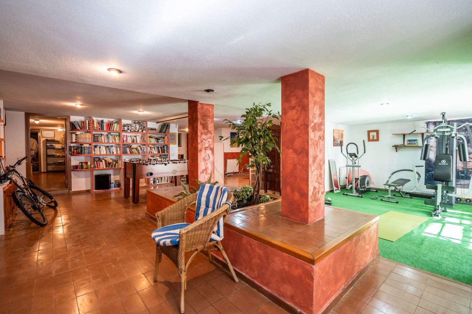 5 bedroom Terraced Villa for sale in Galapagar with pool garage - € 690,000 (Ref: 9424108)