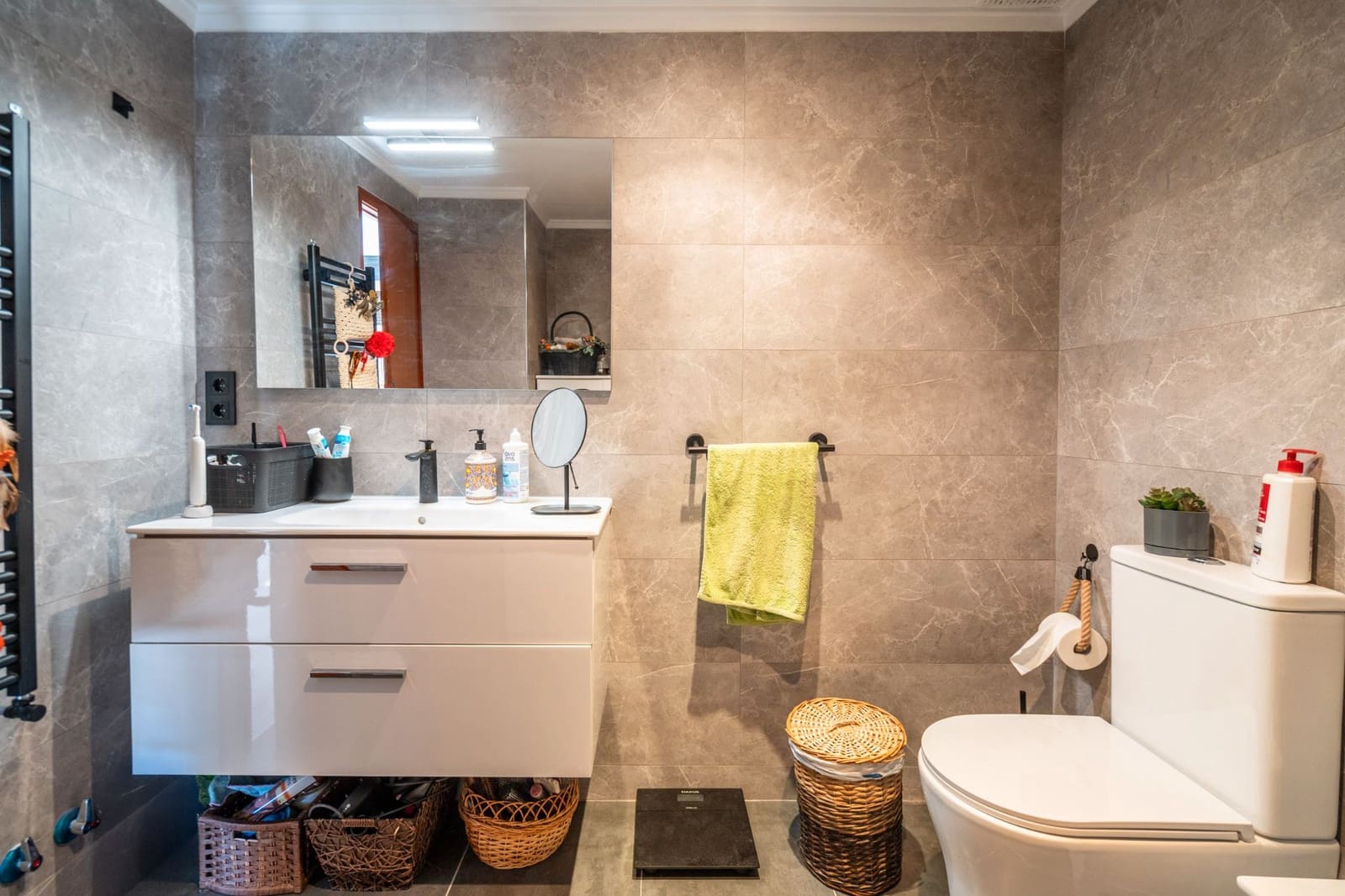 5 bedroom Terraced Villa for sale in Galapagar with pool garage - € 690,000 (Ref: 9424108)