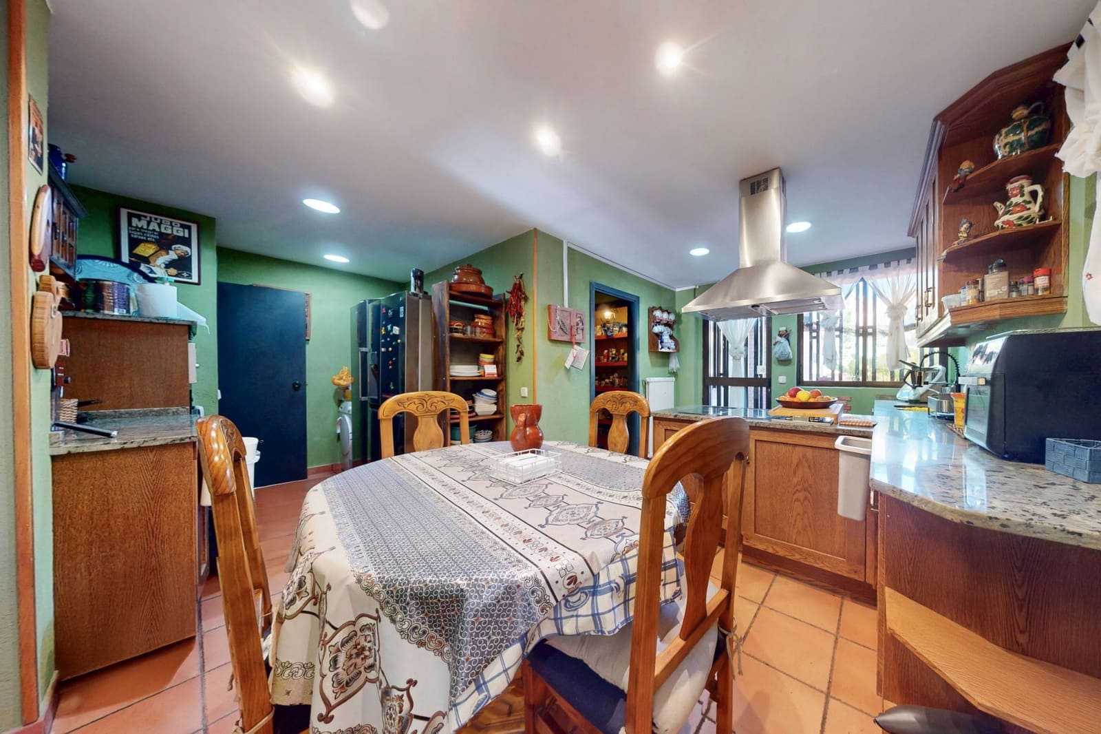 5 bedroom Terraced Villa for sale in Galapagar with pool garage - € 690,000 (Ref: 9424108)