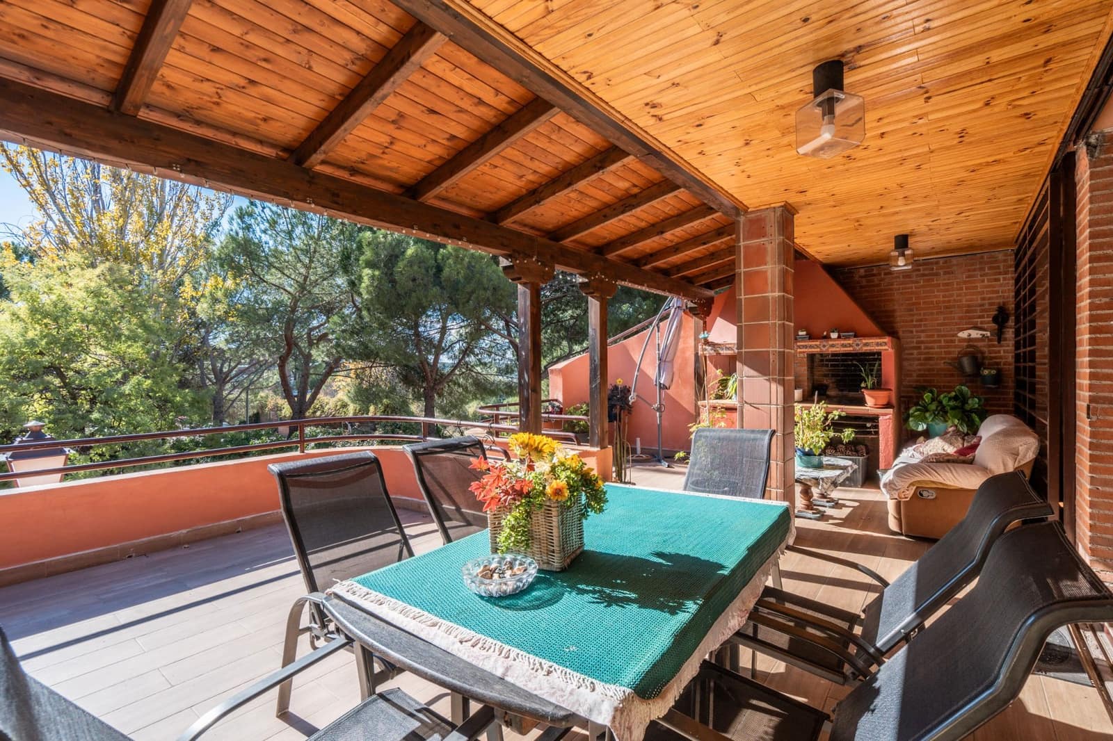 5 bedroom Terraced Villa for sale in Galapagar with pool garage - € 690,000 (Ref: 9424108)