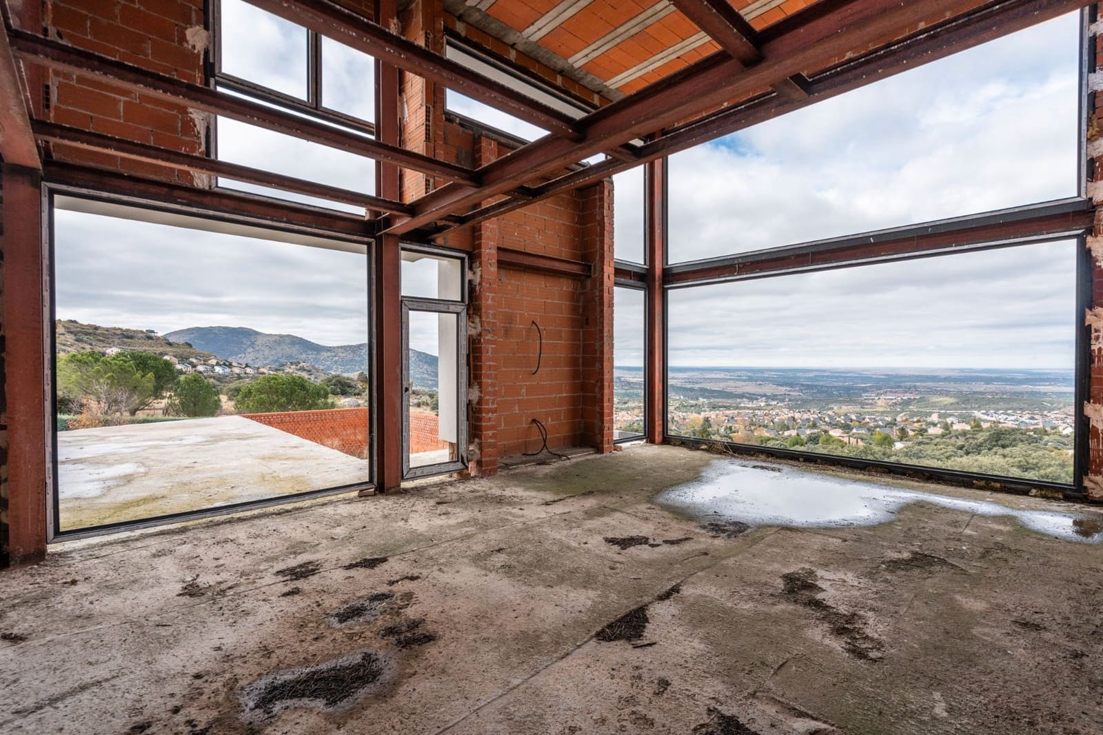 4 chambre Villa/Maison à vendre à El Espinar avec piscine garage - 1 200 000 € (Ref: 9426239)