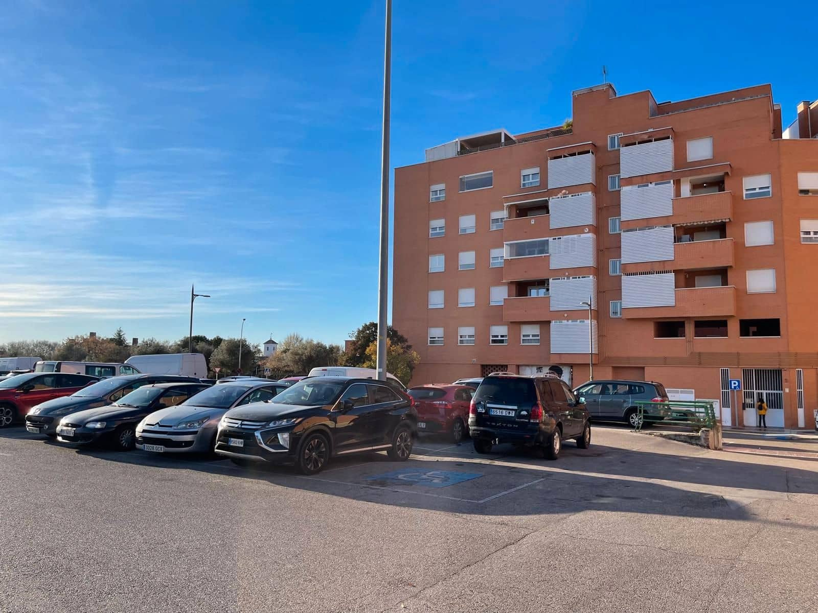 Comercial para arrendar em Parla - 2 475 € (Ref: 9444531)