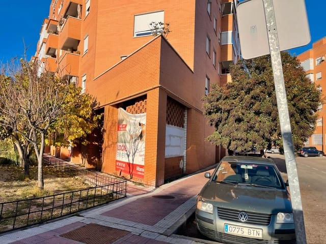 Commercial for rent in Parla - € 2,475 (Ref: 9444531)