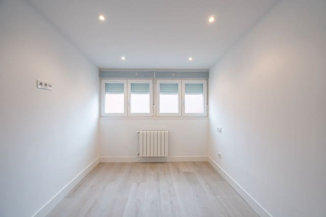 5 sypialnia Dom na sprzedaż w Mejorada del Campo z garażem - 455 000 € (Ref: 9449864)