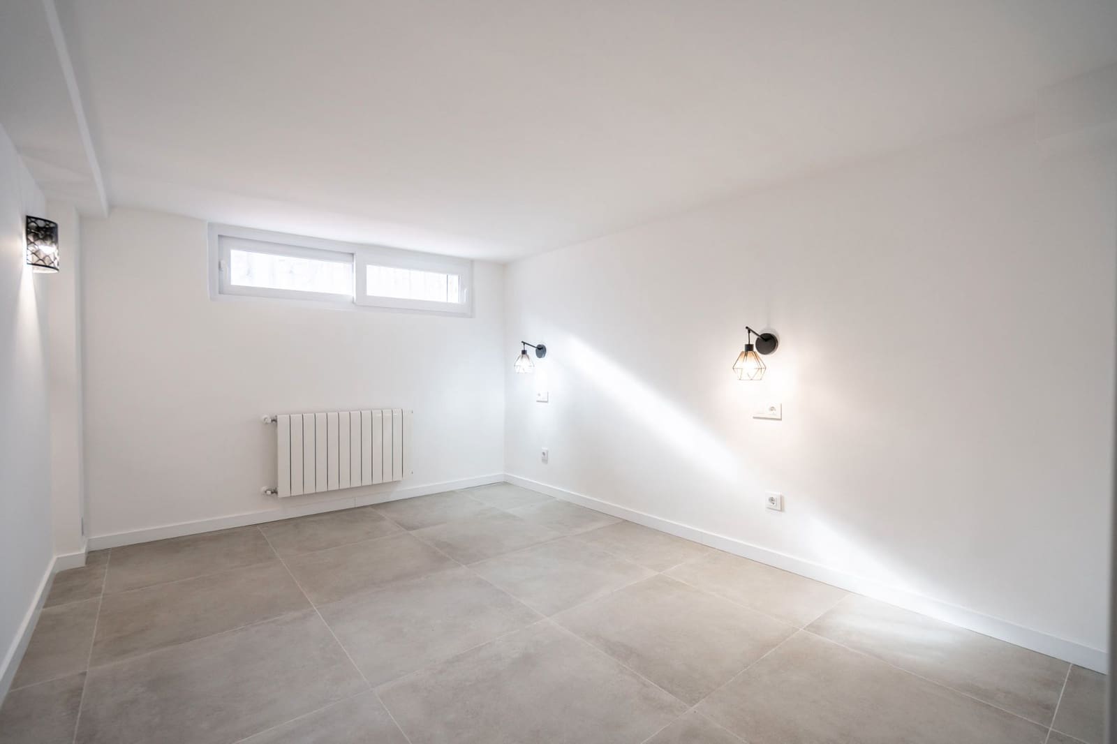 5 bedroom Townhouse for sale in Mejorada del Campo with garage - € 455,000 (Ref: 9449864)