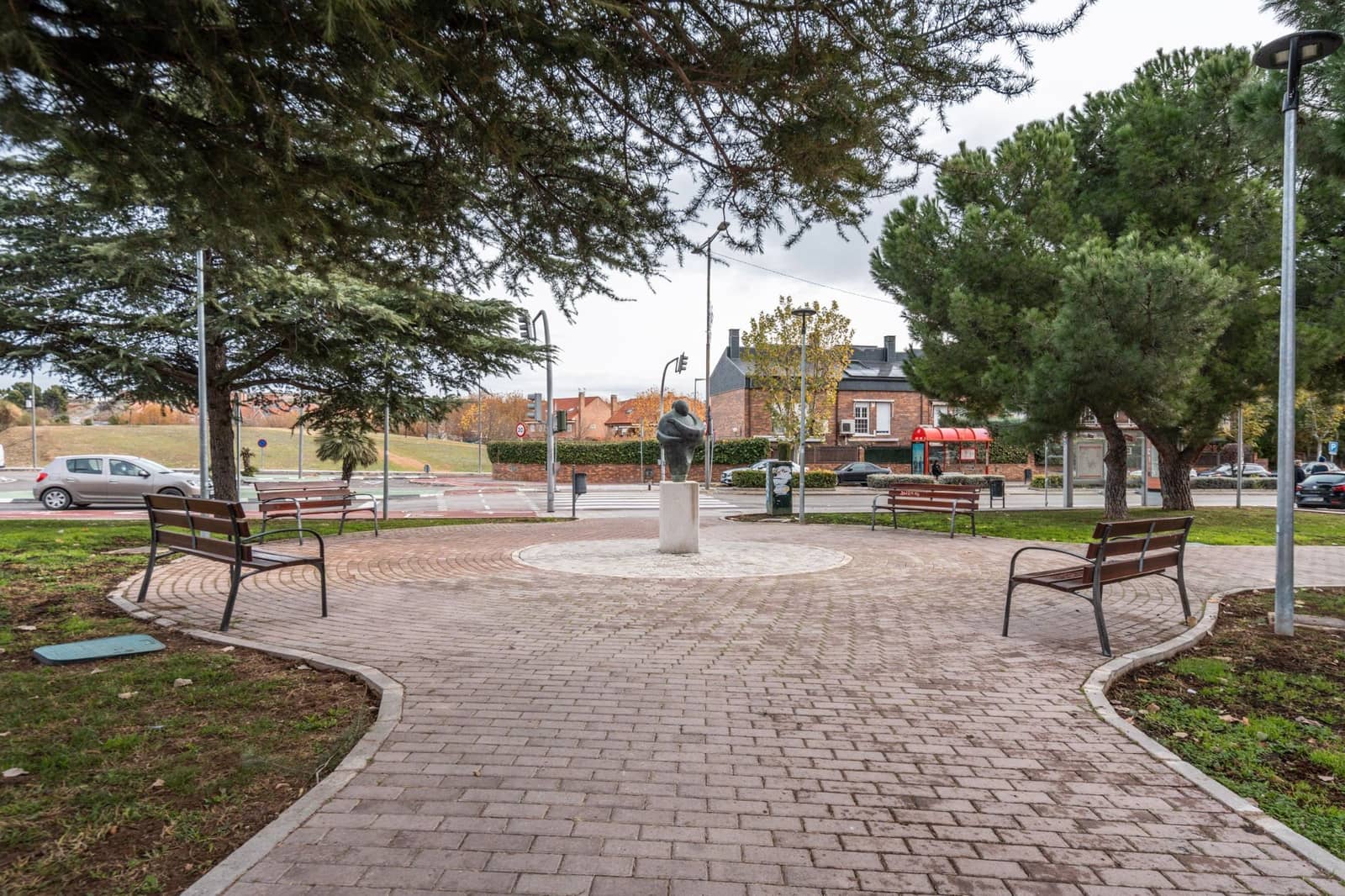 5 bedroom Townhouse for sale in Mejorada del Campo with garage - € 455,000 (Ref: 9449864)