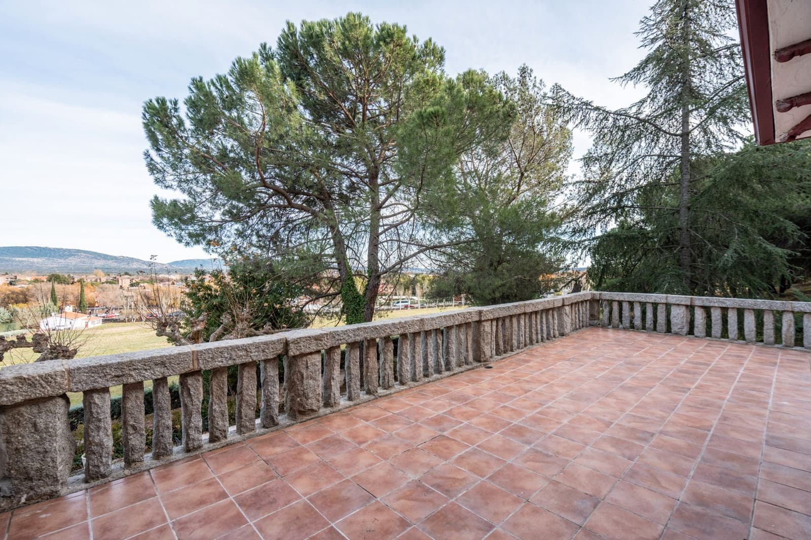 14 soverom Finca/Herregård til salgs i Guadarrama med svømmebasseng garasje - € 3 950 000 (Ref: 9455695)