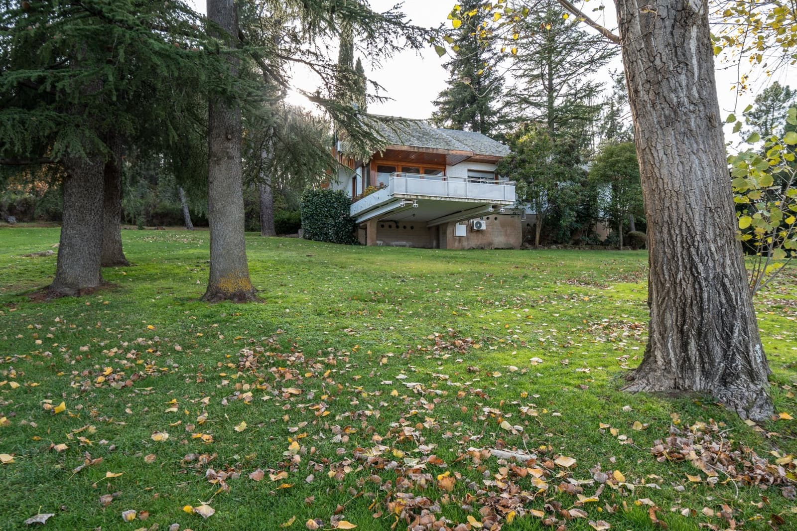 14 soverom Finca/Herregård til salgs i Guadarrama med svømmebasseng garasje - € 3 950 000 (Ref: 9455695)