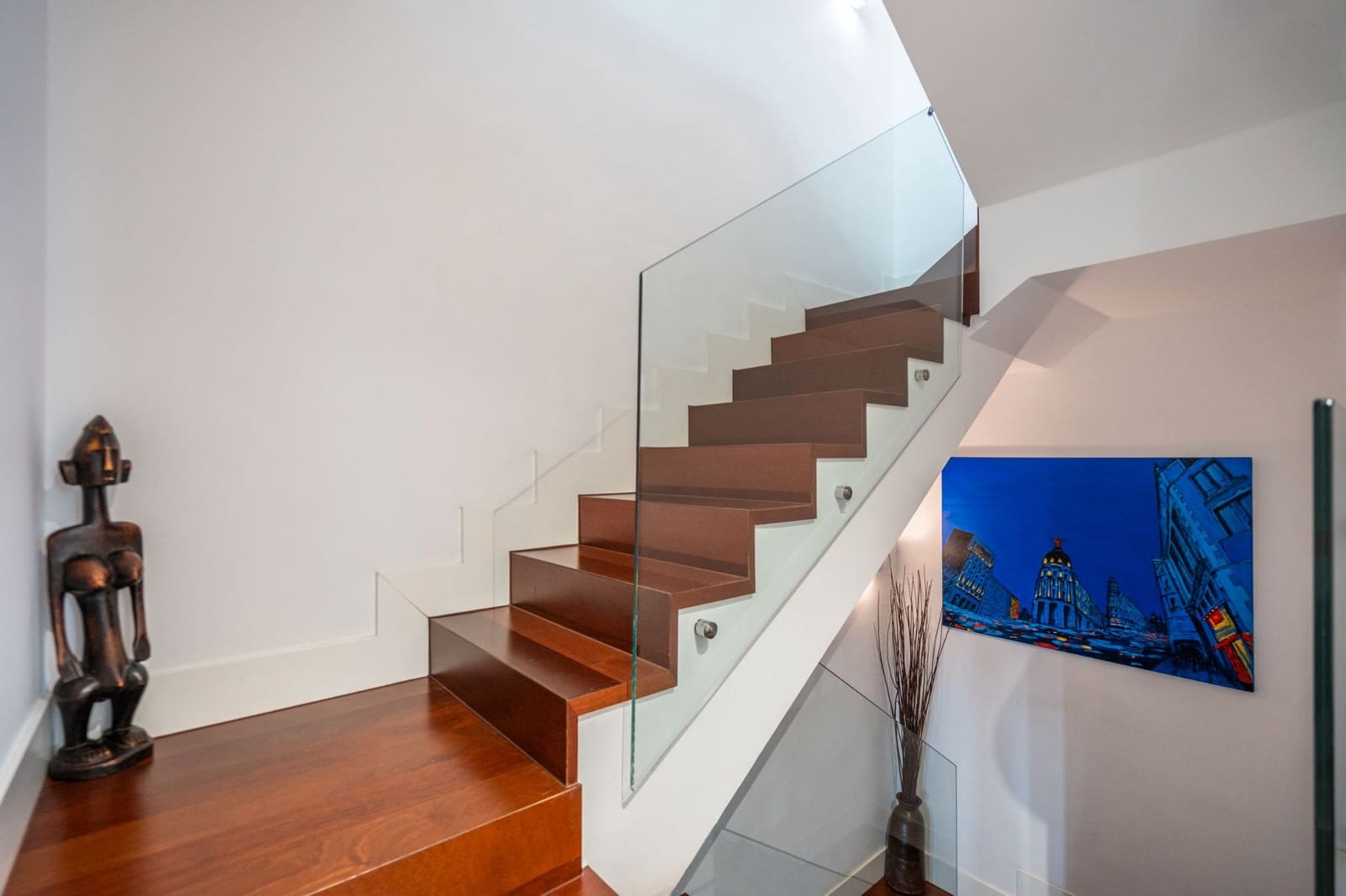 6 bedroom Semi-detached Villa for sale in Las Rozas de Madrid with pool garage - € 1,280,000 (Ref: 9465979)