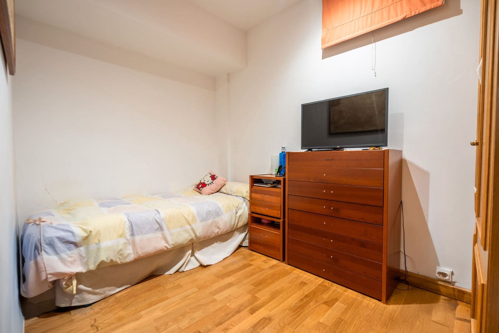 6 bedroom Semi-detached Villa for sale in Las Rozas de Madrid with pool garage - € 1,280,000 (Ref: 9465979)