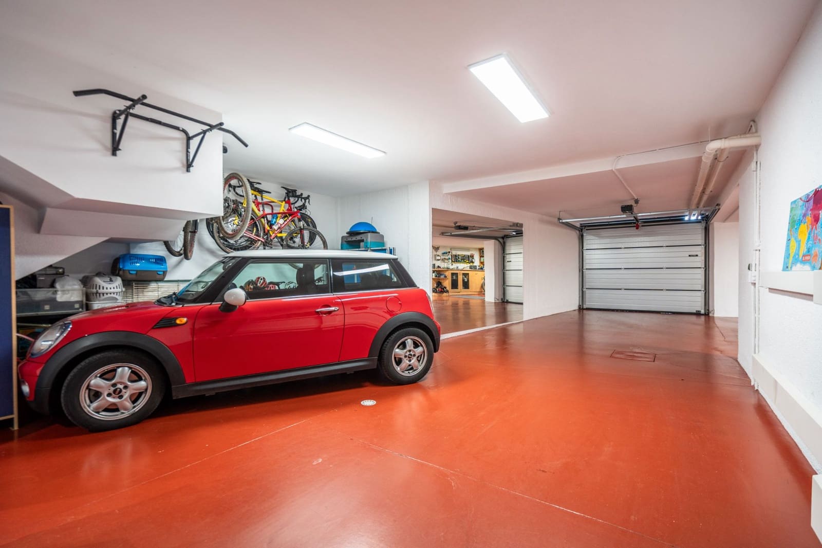 6 bedroom Semi-detached Villa for sale in Las Rozas de Madrid with pool garage - € 1,280,000 (Ref: 9465979)