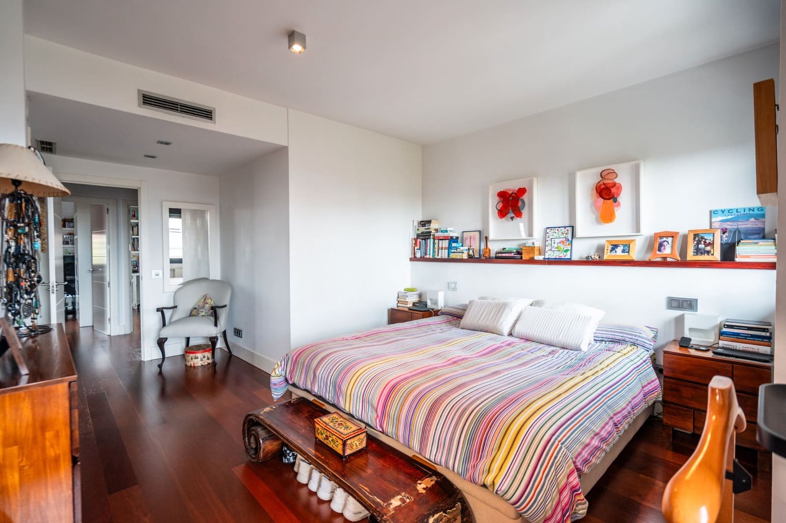 6 bedroom Semi-detached Villa for sale in Las Rozas de Madrid with pool garage - € 1,280,000 (Ref: 9465979)