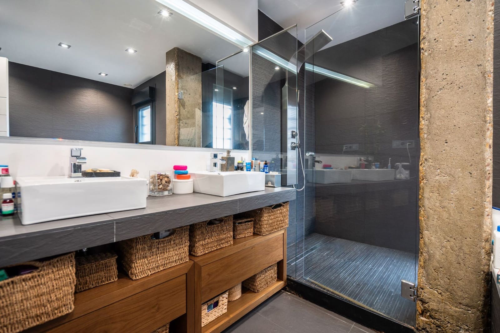 6 bedroom Semi-detached Villa for sale in Las Rozas de Madrid with pool garage - € 1,280,000 (Ref: 9465979)