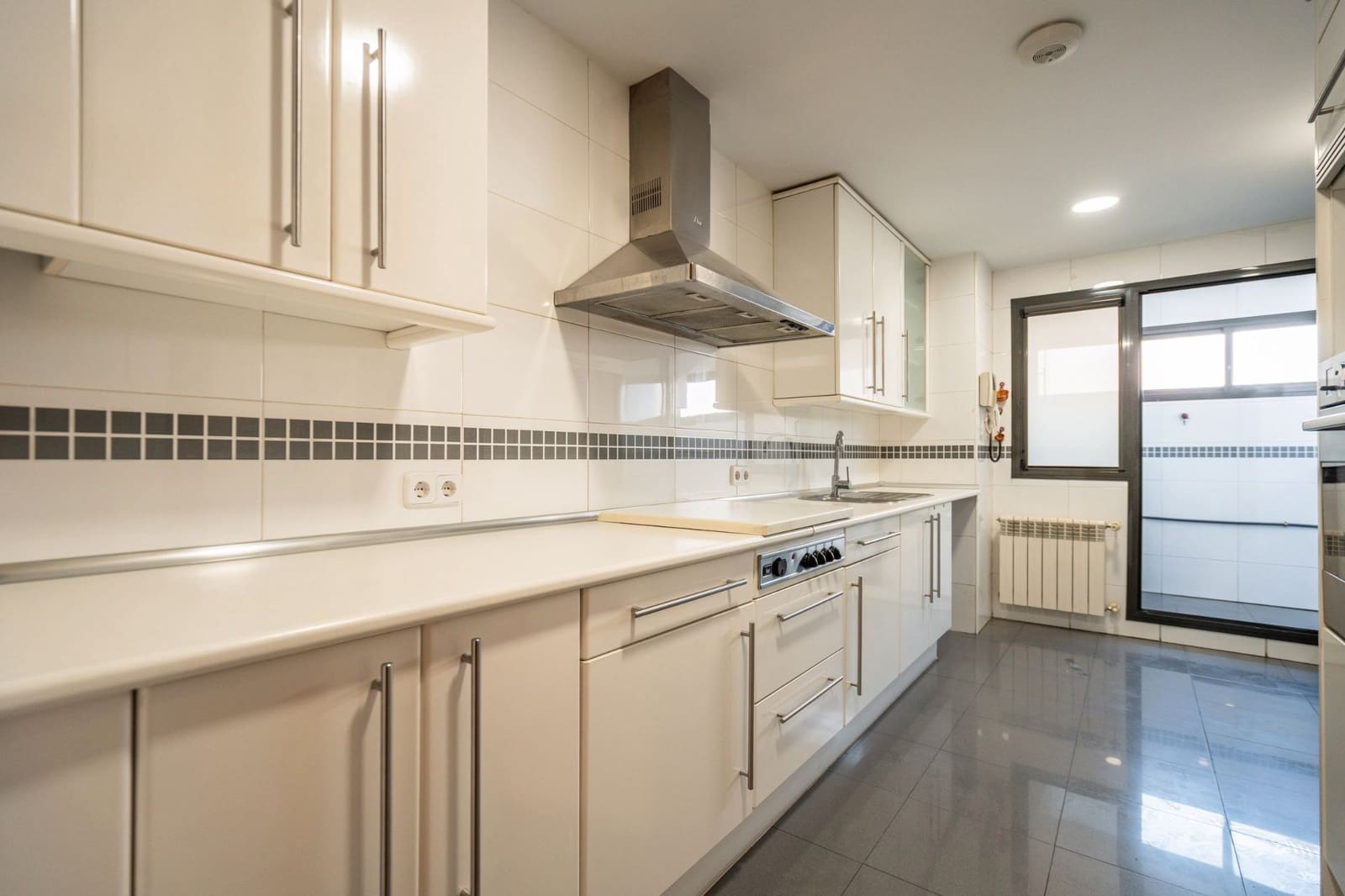 3 soverom Leilighet til leie i Majadahonda med svømmebasseng garasje - € 2 500 (Ref: 9470698)