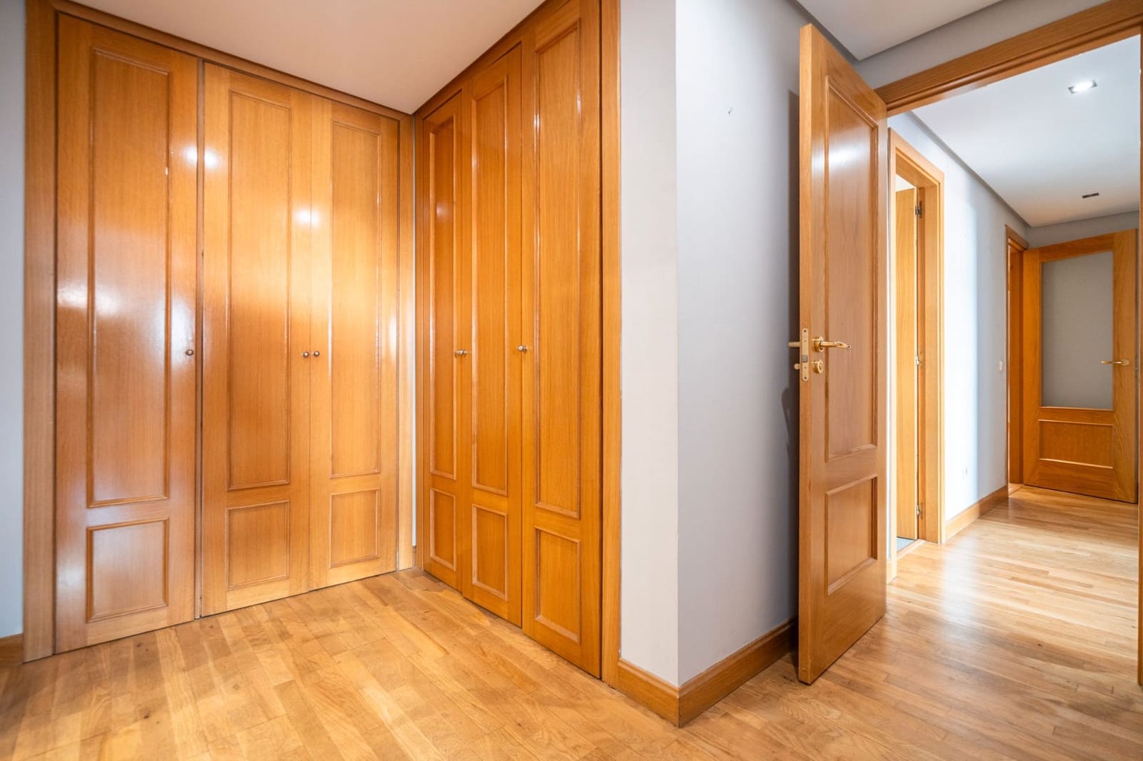 3 soverom Leilighet til leie i Majadahonda med svømmebasseng garasje - € 2 500 (Ref: 9470698)