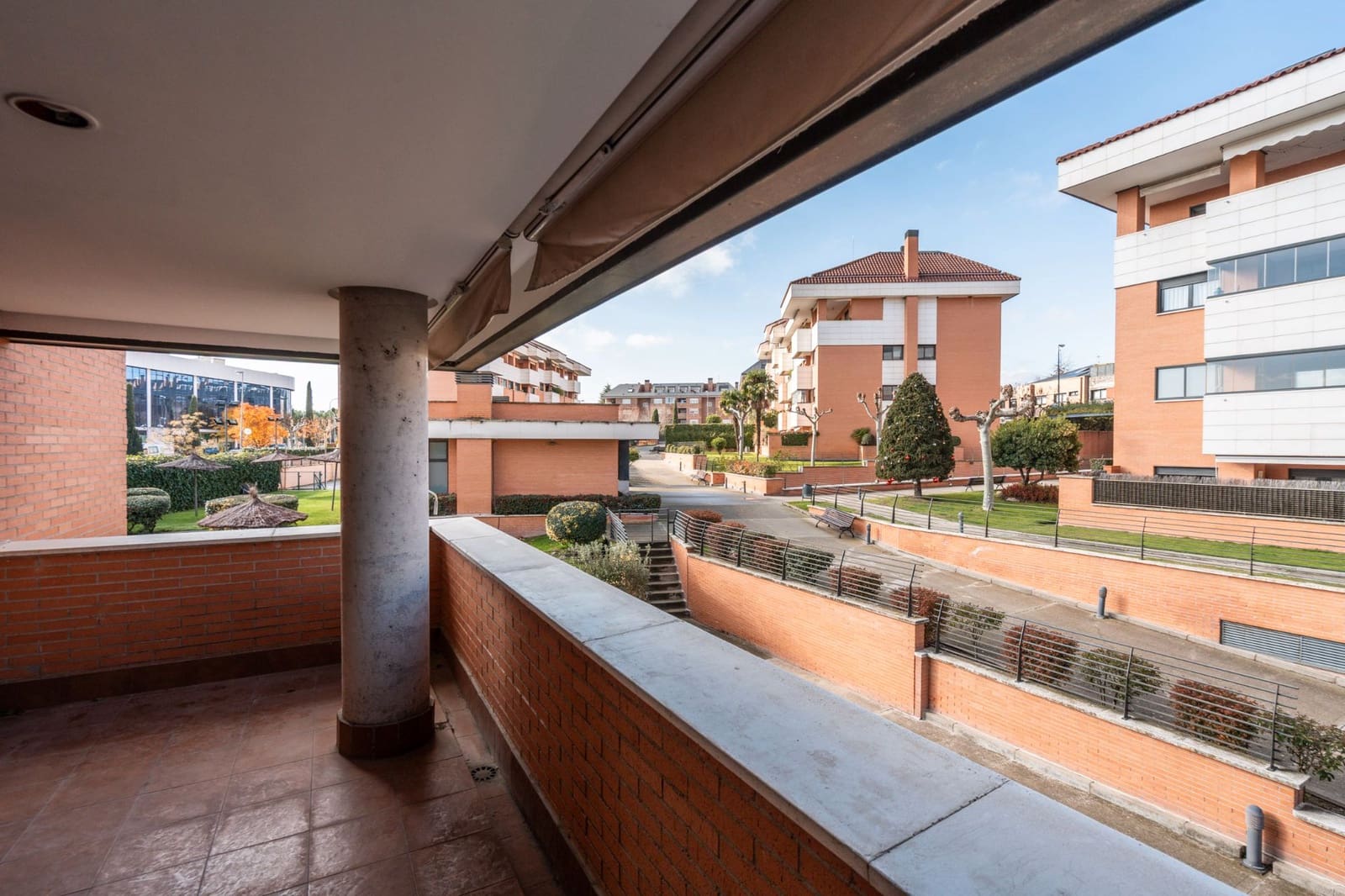 3 soverom Leilighet til leie i Majadahonda med svømmebasseng garasje - € 2 500 (Ref: 9470698)