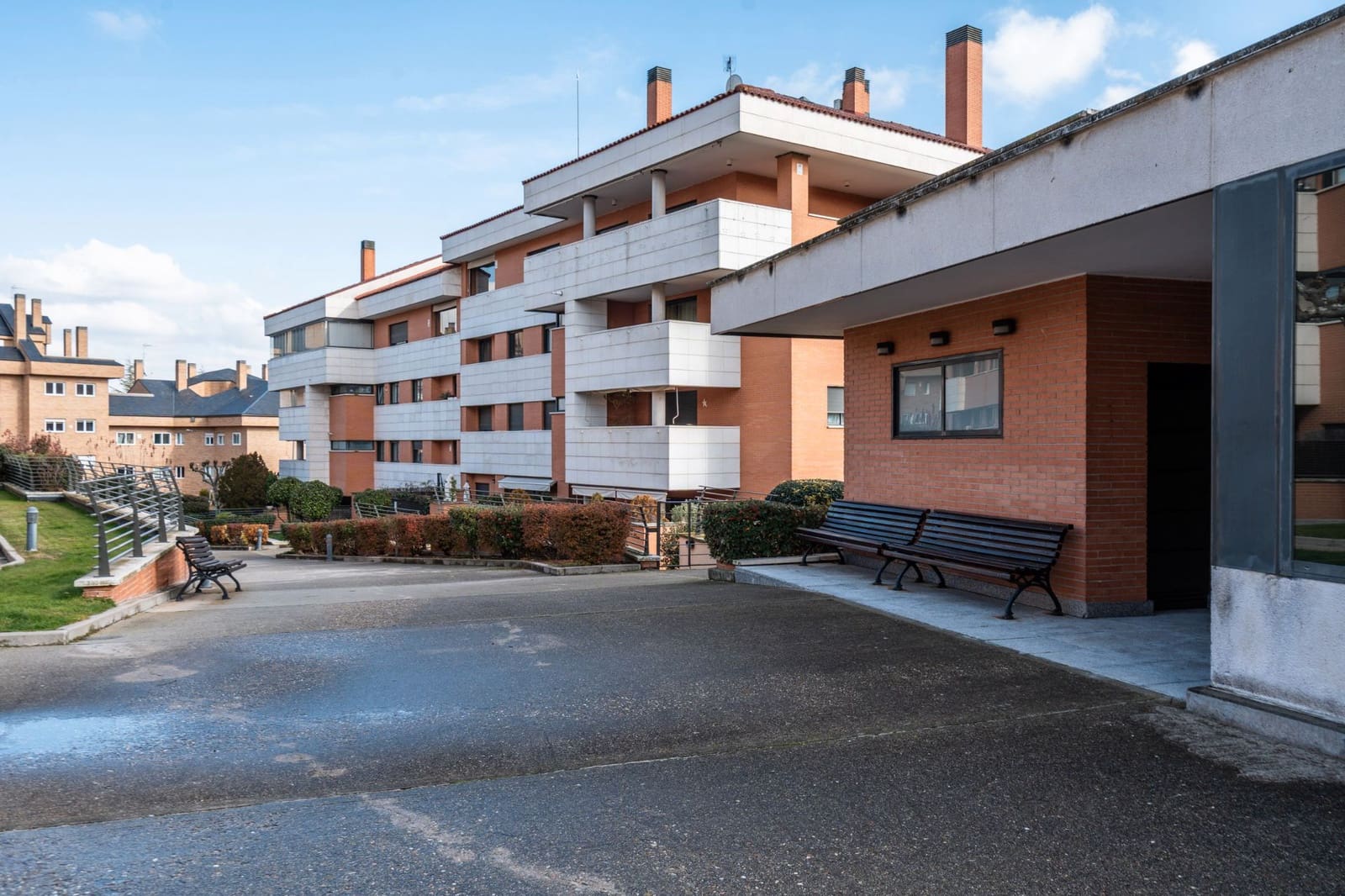 3 soverom Leilighet til leie i Majadahonda med svømmebasseng garasje - € 2 500 (Ref: 9470698)