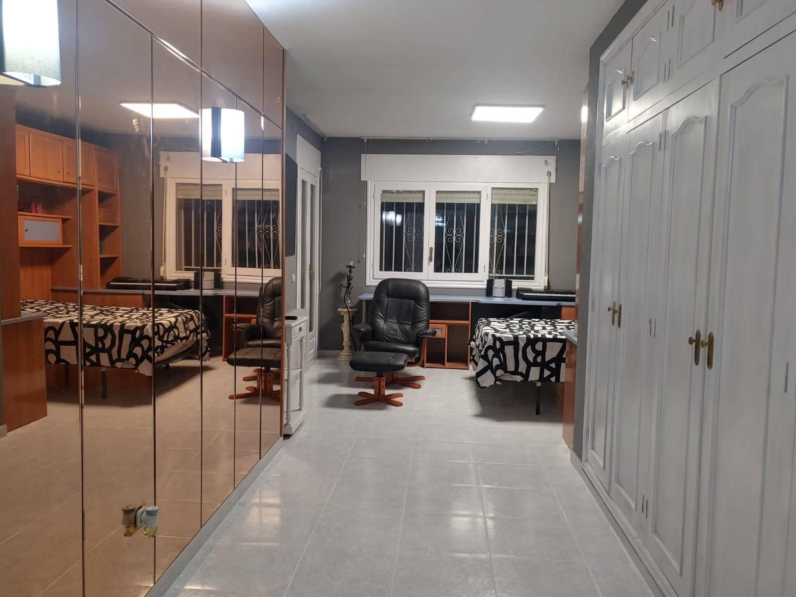 12 bedroom Villa for sale in Alpedrete with pool garage - € 960,000 (Ref: 9475732)