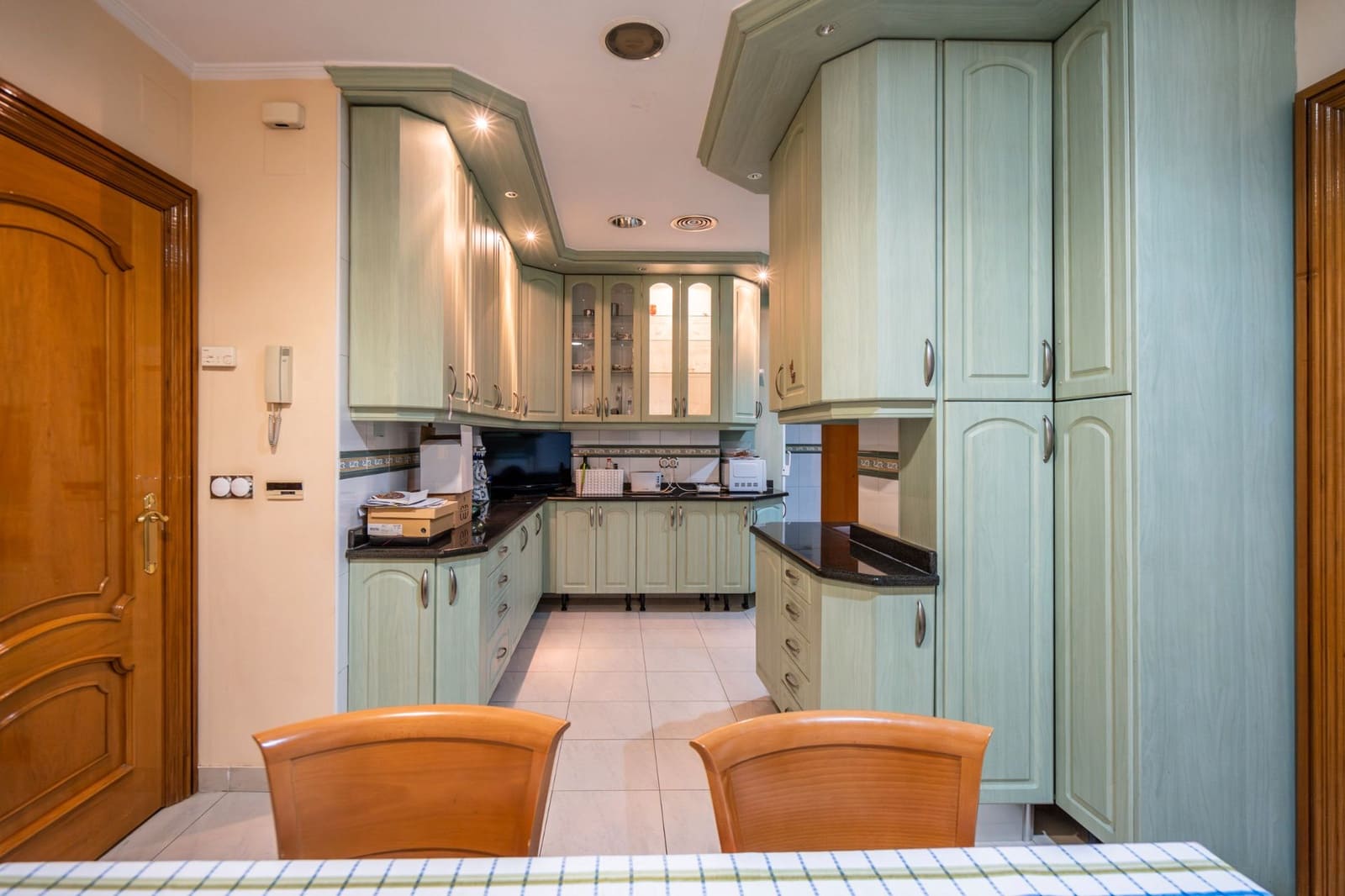 6 bedroom Flat for sale in Madrid city - € 2,750,000 (Ref: 9480666)