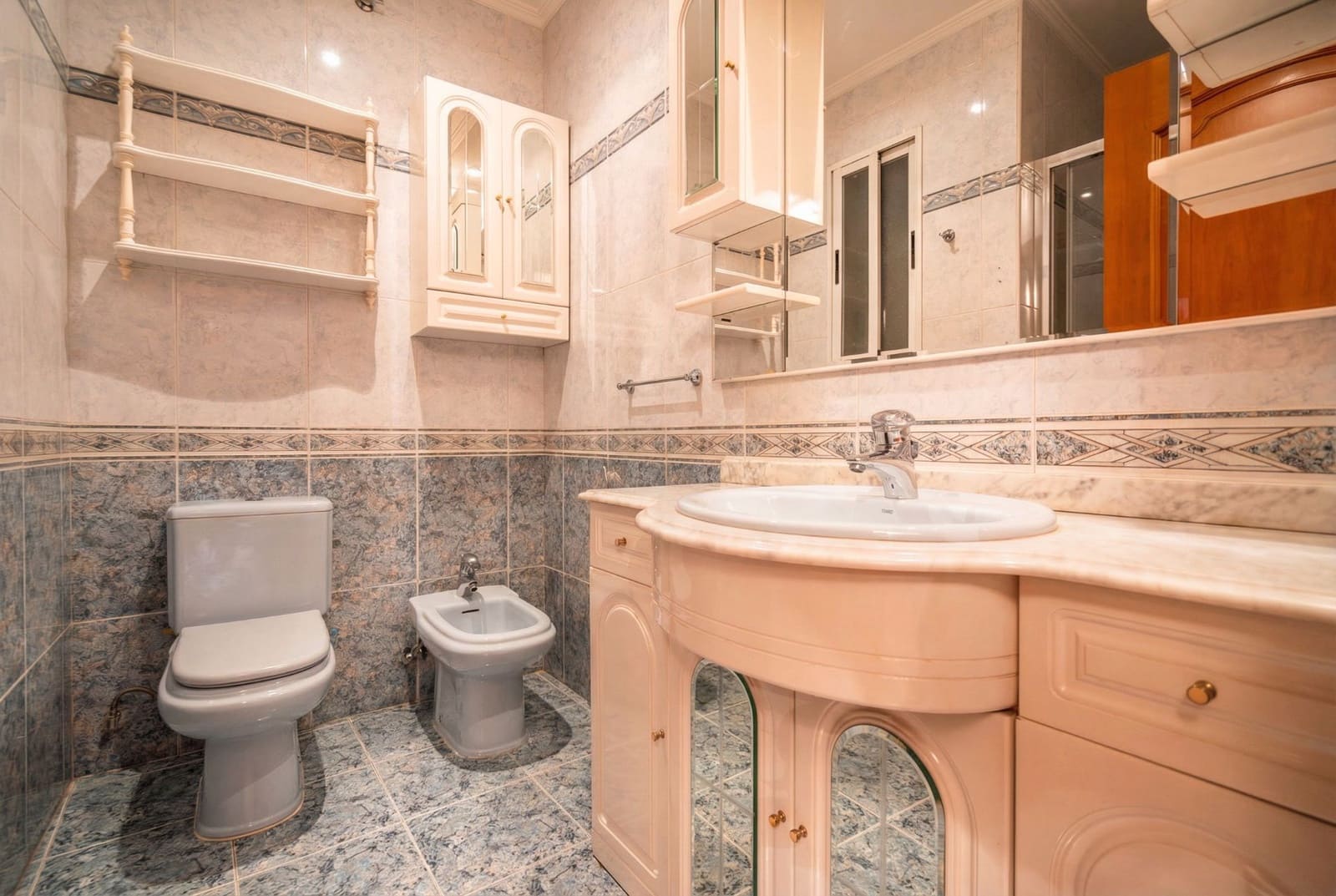 6 bedroom Flat for sale in Madrid city - € 2,750,000 (Ref: 9480666)