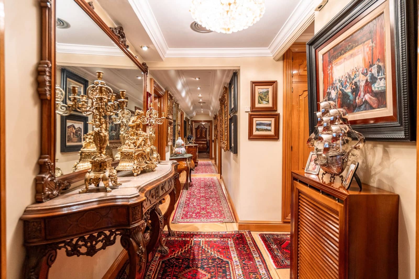 6 bedroom Flat for sale in Madrid city - € 2,750,000 (Ref: 9480666)