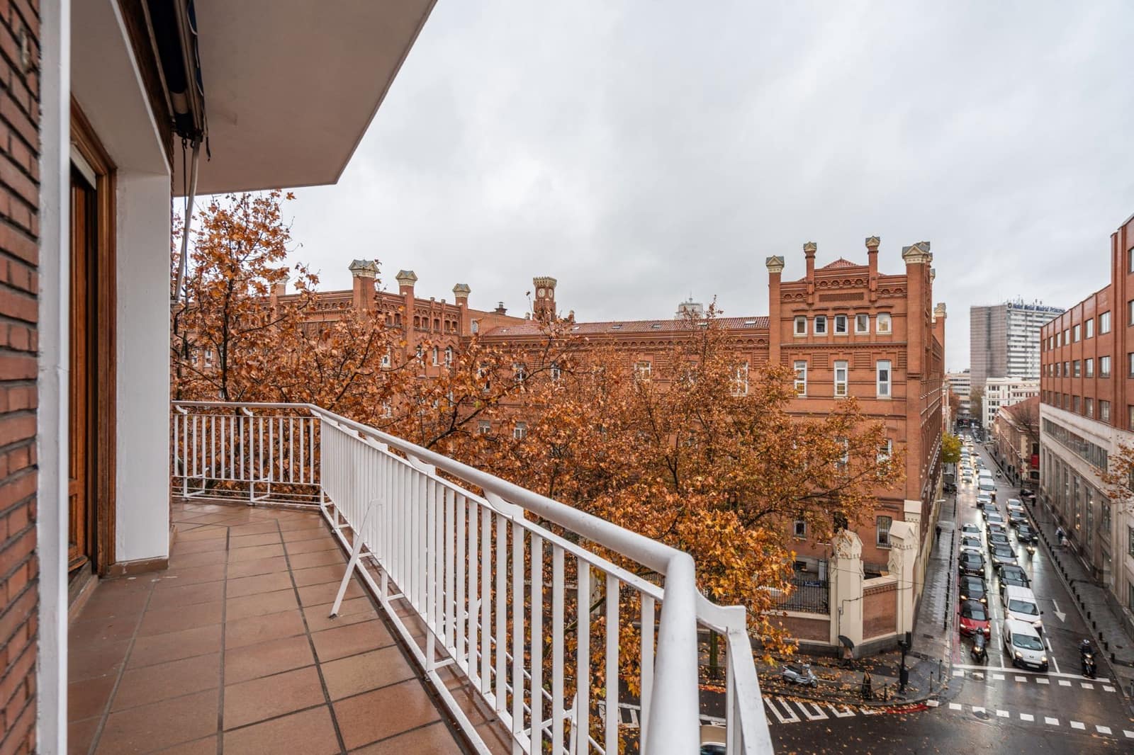 6 bedroom Flat for sale in Madrid city - € 2,750,000 (Ref: 9480666)