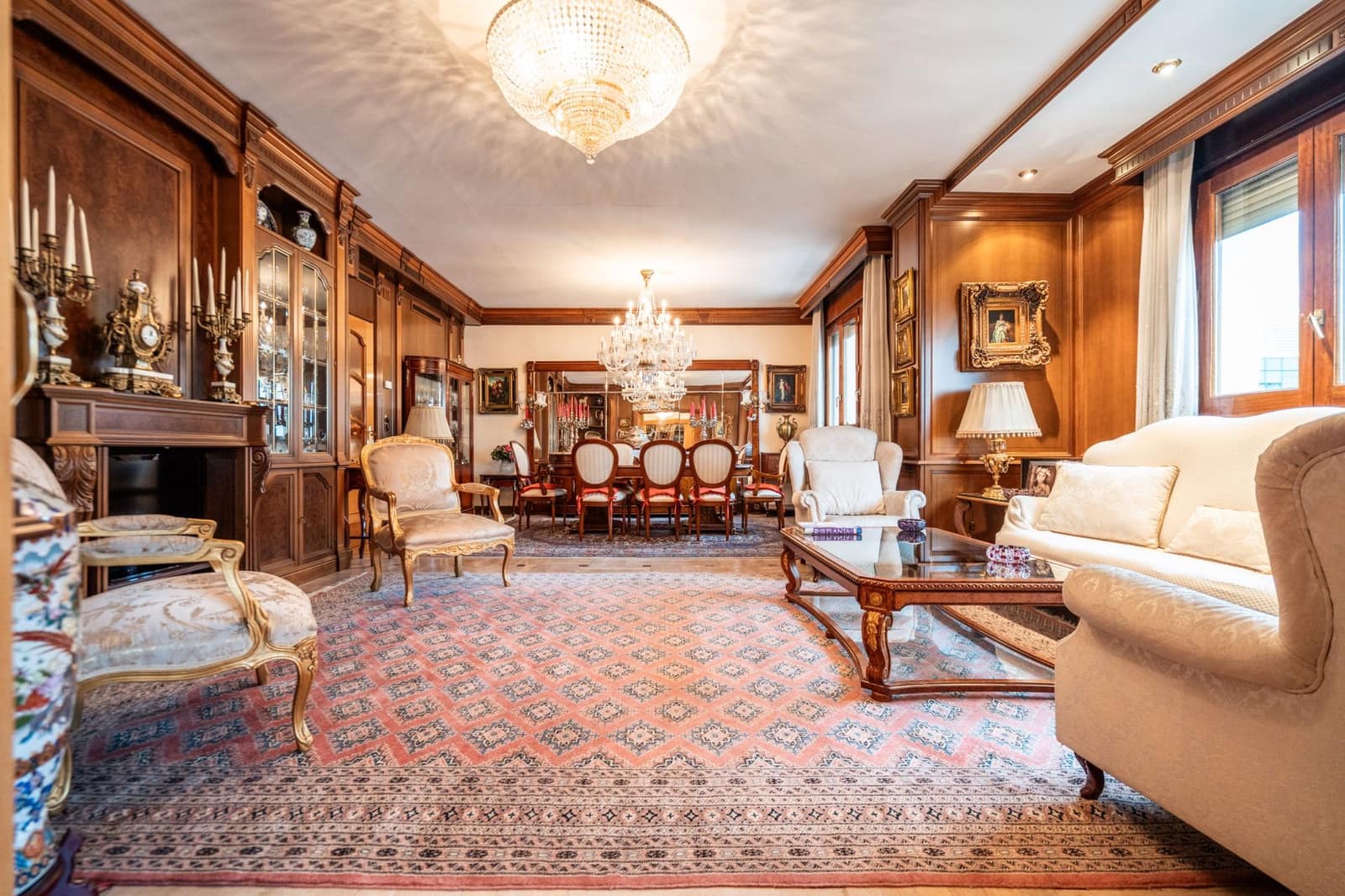 6 bedroom Flat for sale in Madrid city - € 2,750,000 (Ref: 9480666)