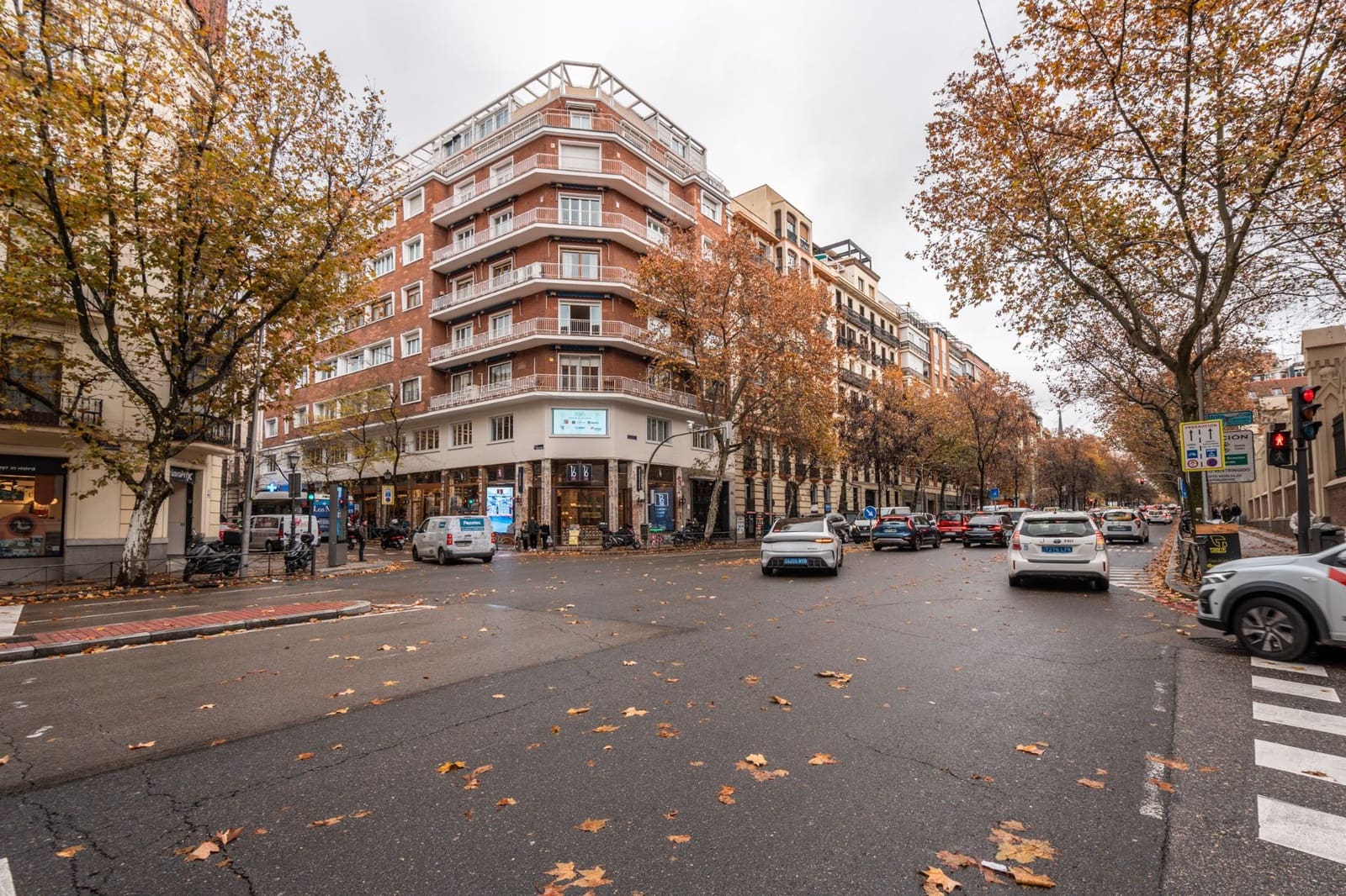 6 bedroom Flat for sale in Madrid city - € 2,750,000 (Ref: 9480666)