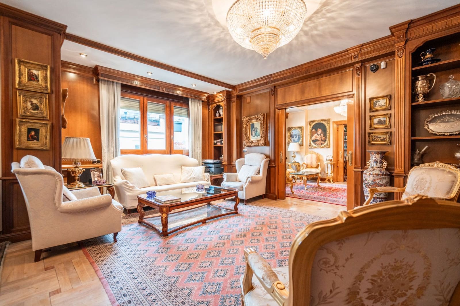 6 bedroom Flat for sale in Madrid city - € 2,750,000 (Ref: 9480666)