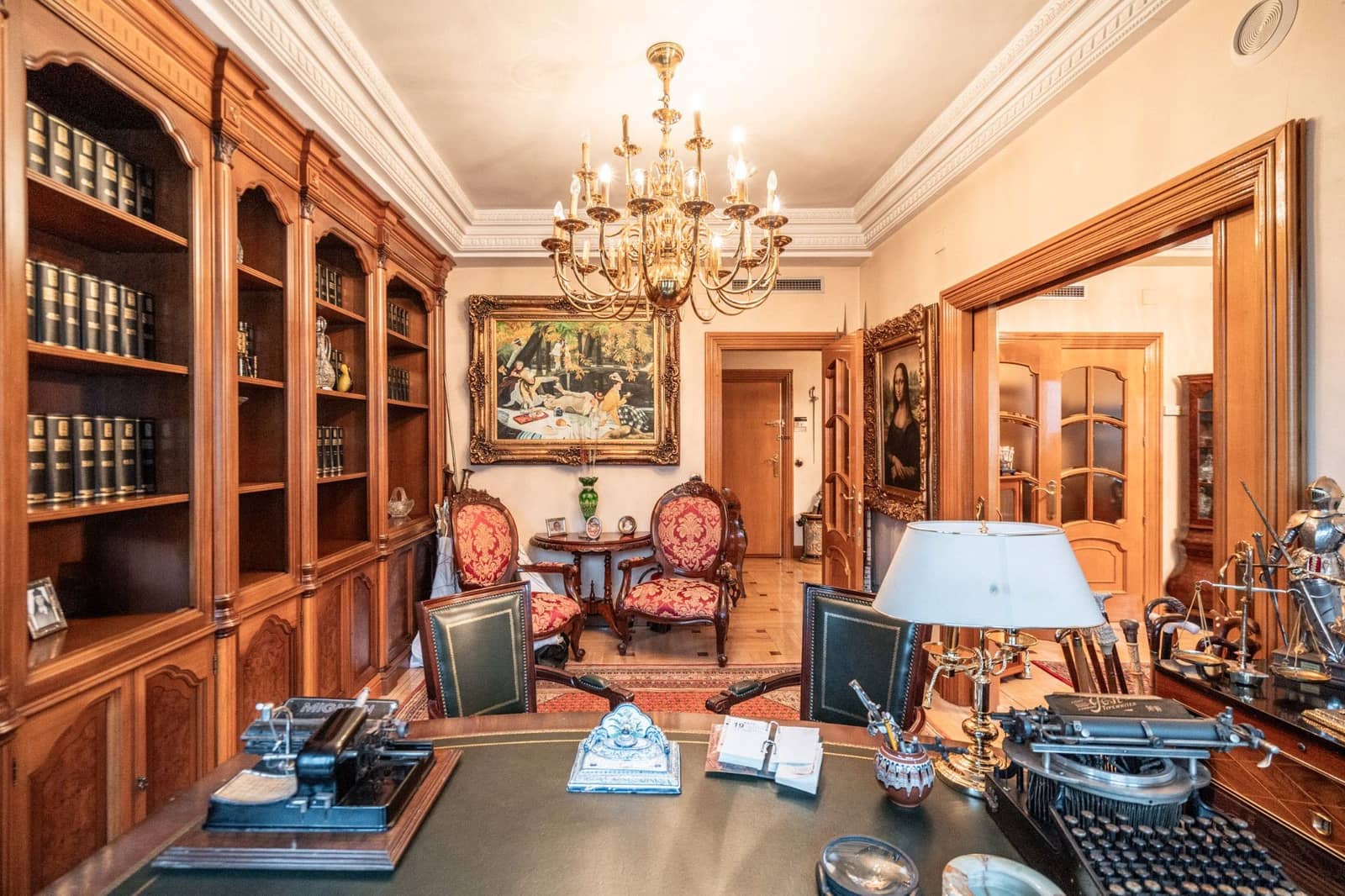 6 bedroom Flat for sale in Madrid city - € 2,750,000 (Ref: 9480666)