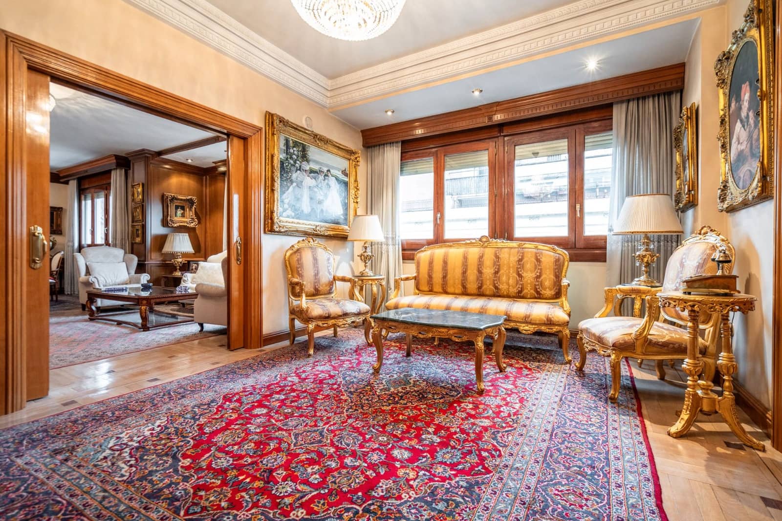 6 bedroom Flat for sale in Madrid city - € 2,750,000 (Ref: 9480666)