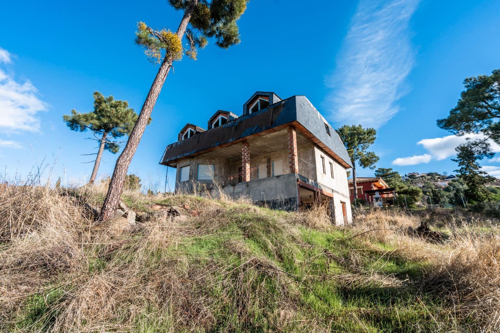 5 bedroom Villa for sale in Robledo de Chavela - € 155,000 (Ref: 9495302)