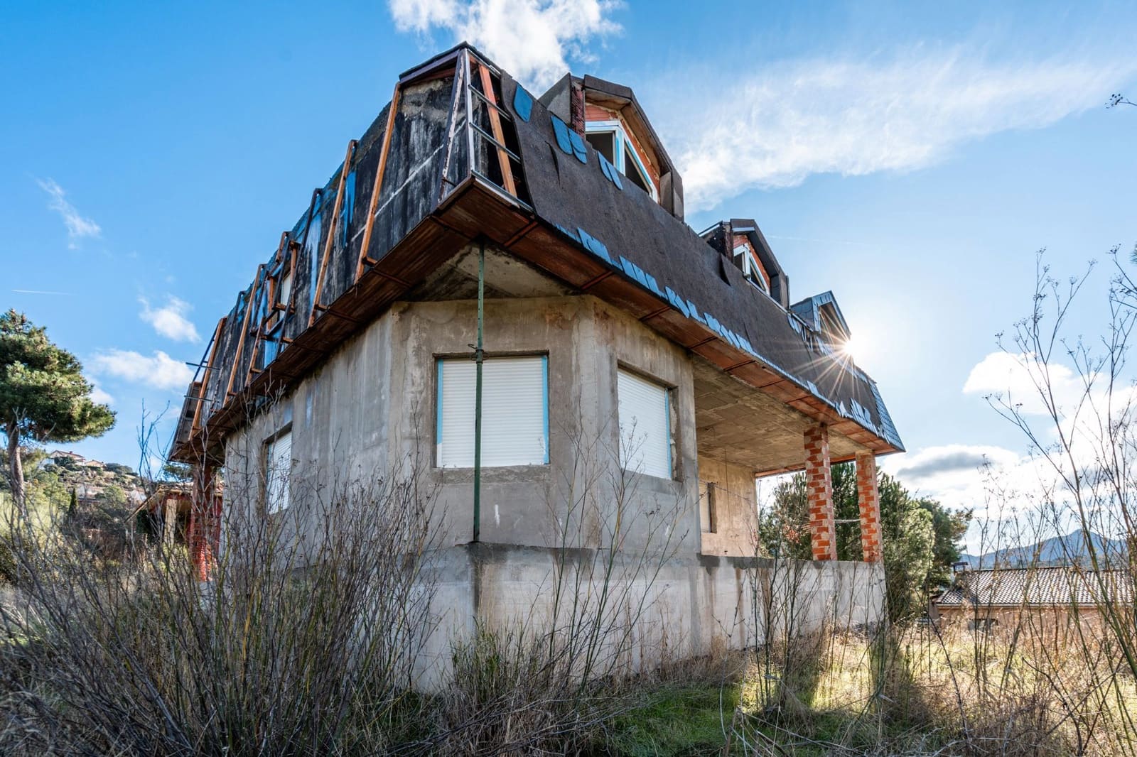 5 bedroom Villa for sale in Robledo de Chavela - € 155,000 (Ref: 9495302)